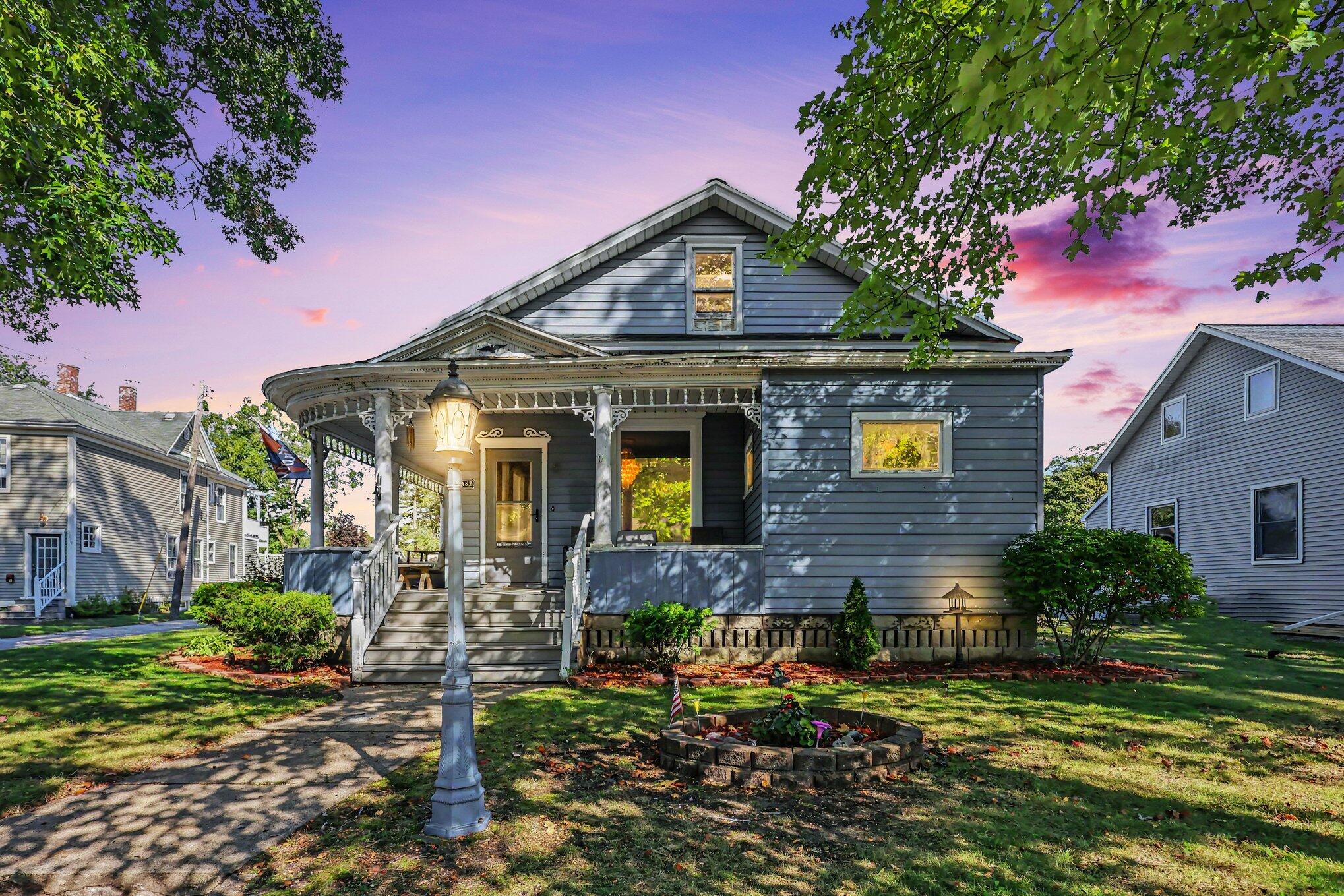 2082 Torrent Street Muskegon MI 49441