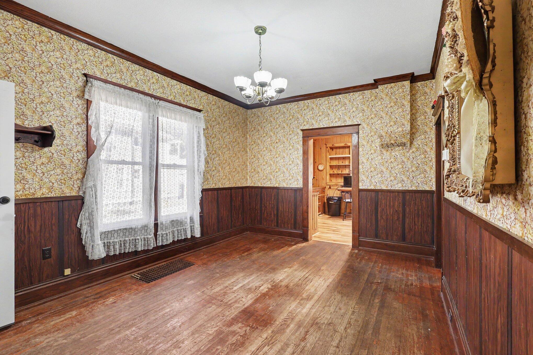 2082 Torrent Street Muskegon MI 49441