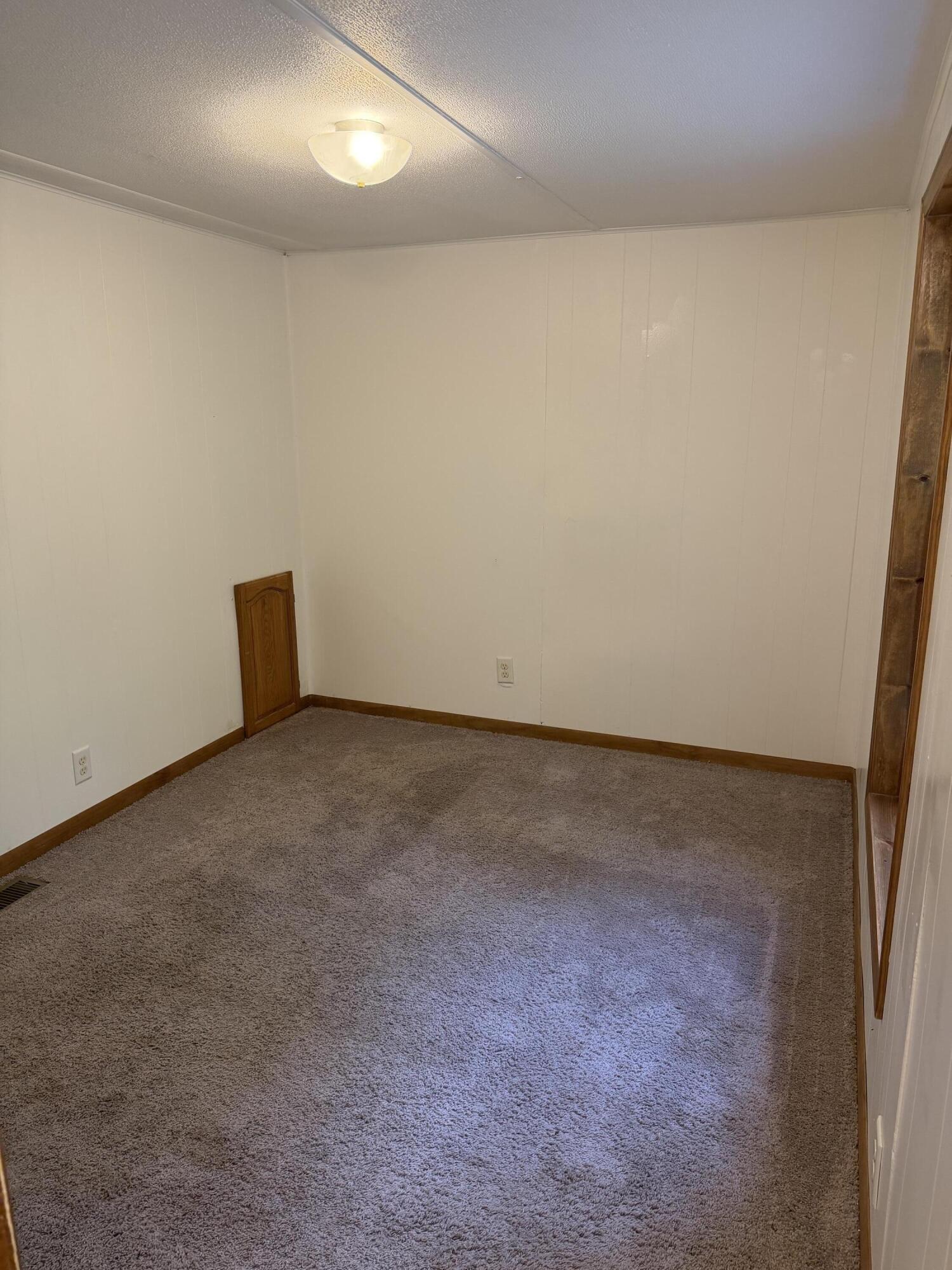 6637 White Road Muskegon MI 49442