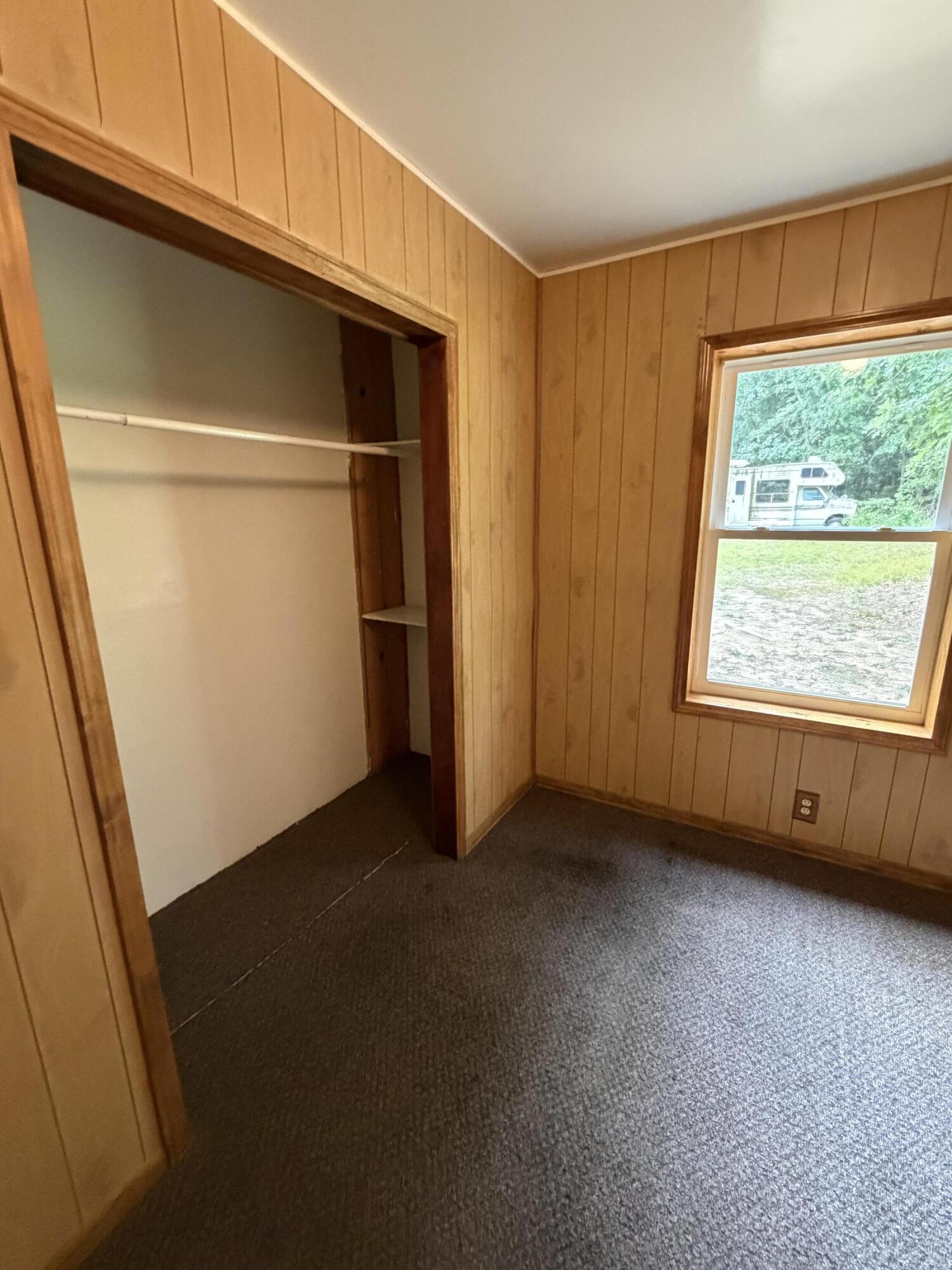 6637 White Road Muskegon MI 49442