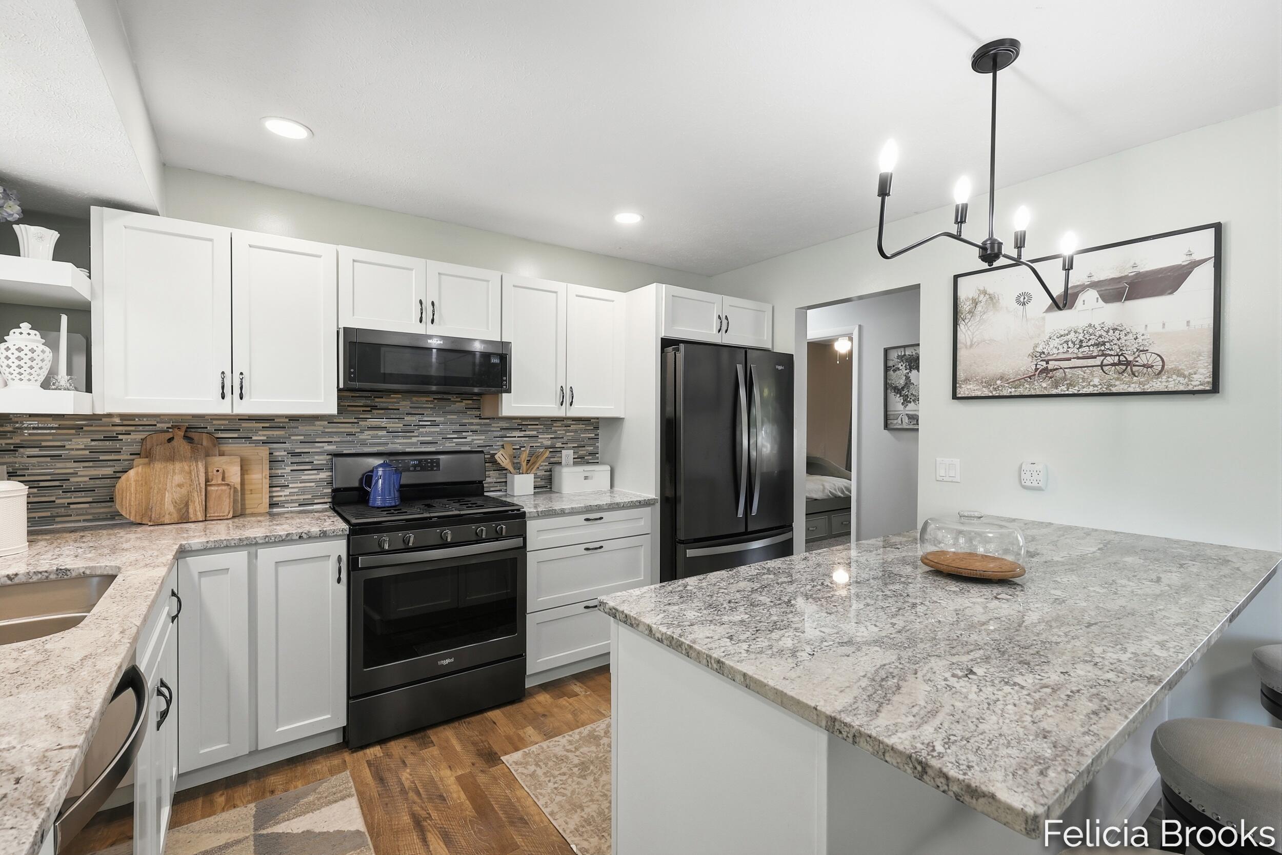 457 Parkside Avenue NW Grand Rapids MI 49534