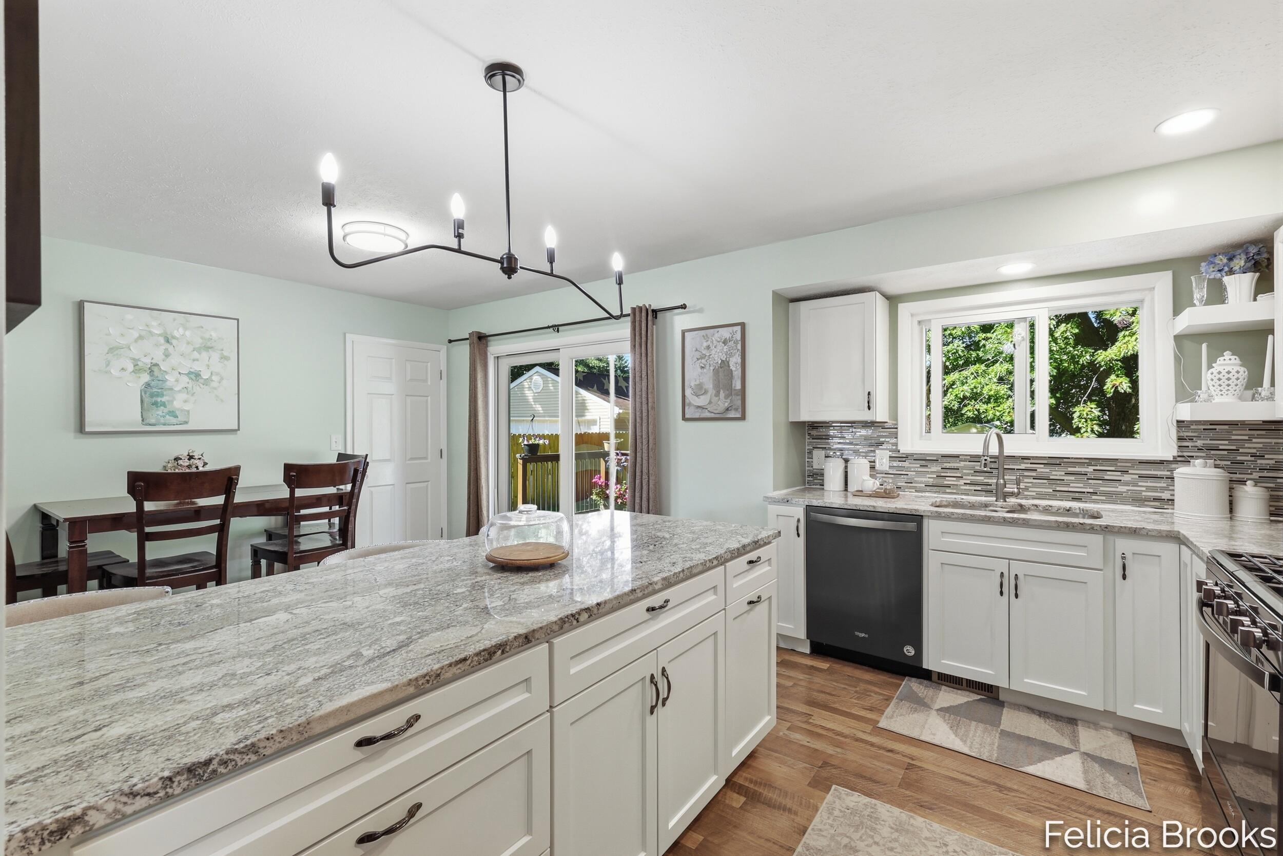 457 Parkside Avenue NW Grand Rapids MI 49534