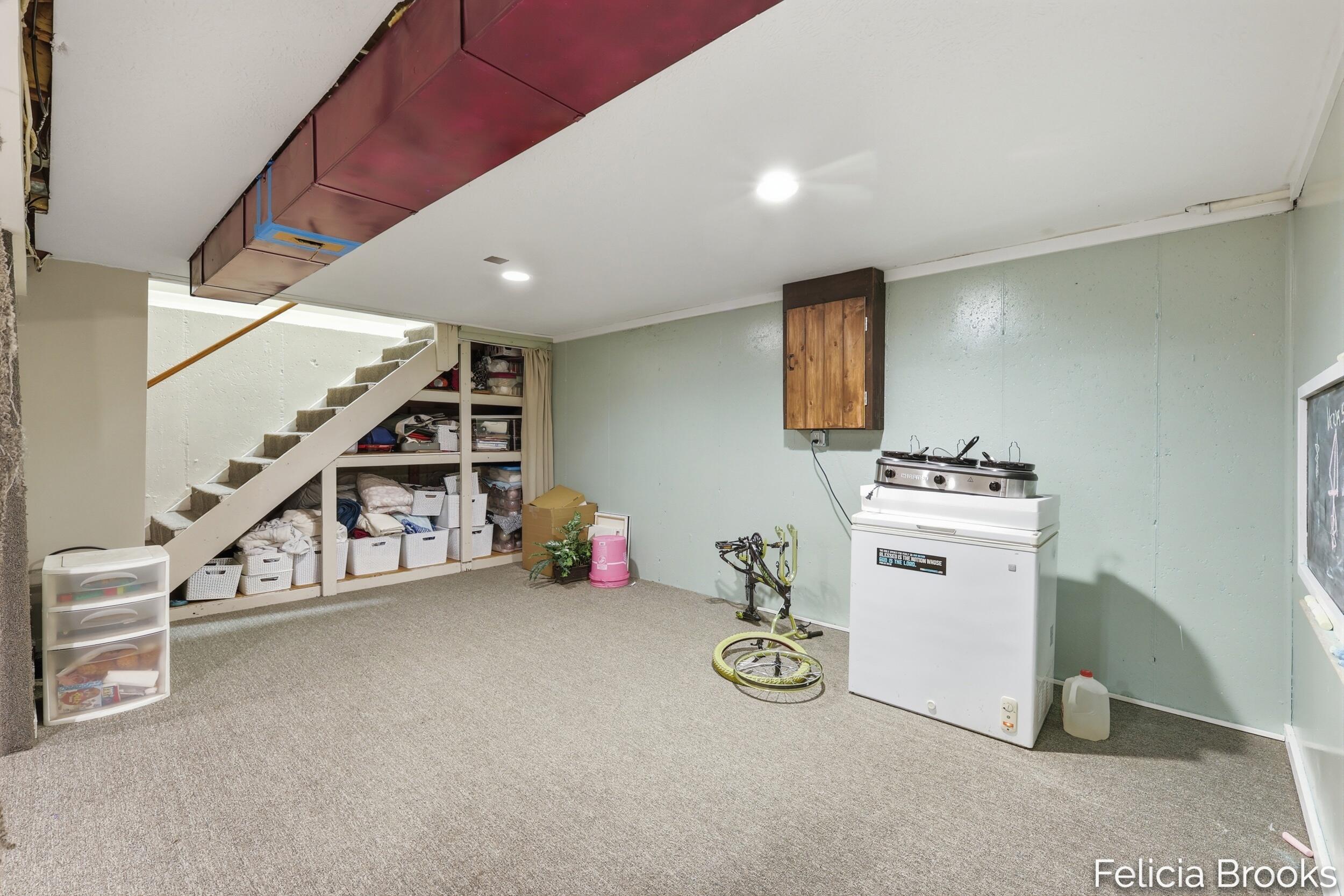 457 Parkside Avenue NW Grand Rapids MI 49534