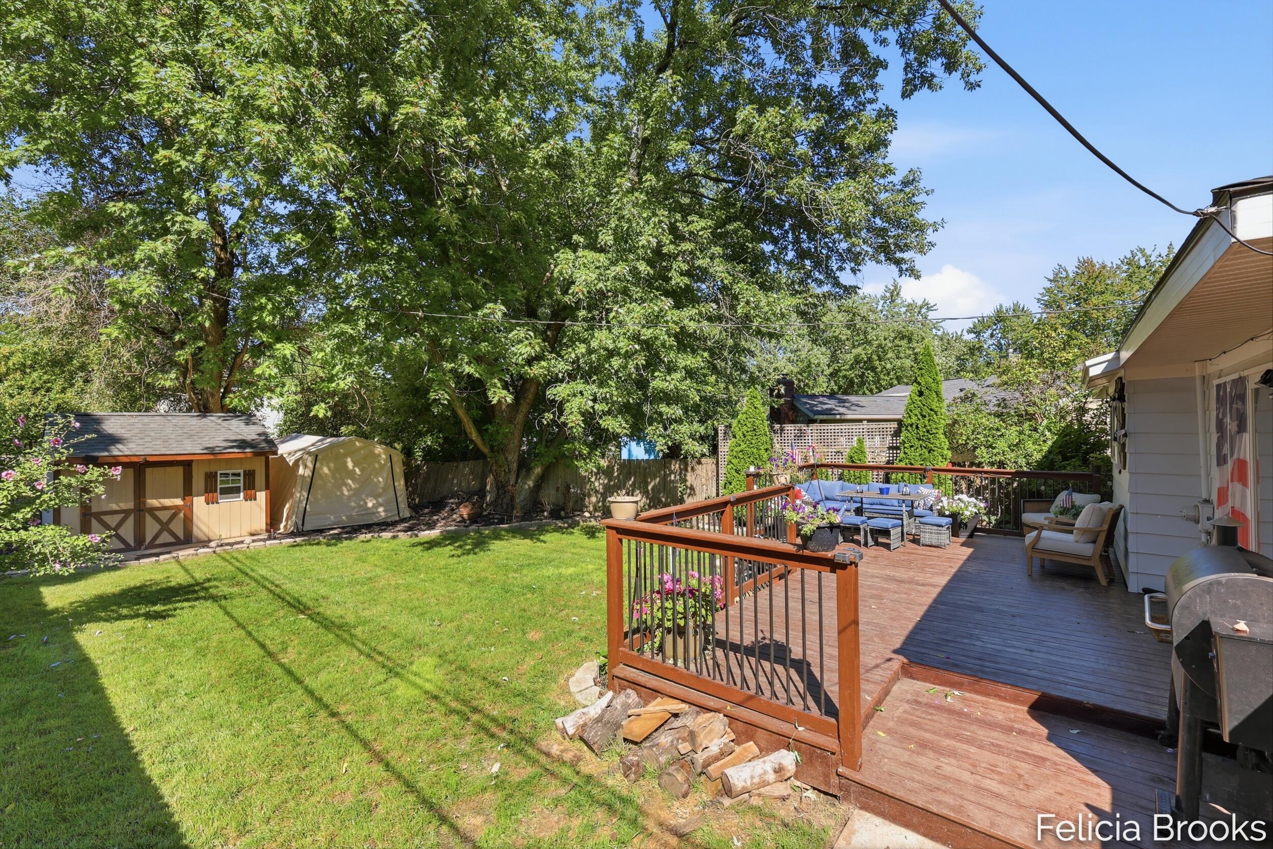 457 Parkside Avenue NW Grand Rapids MI 49534