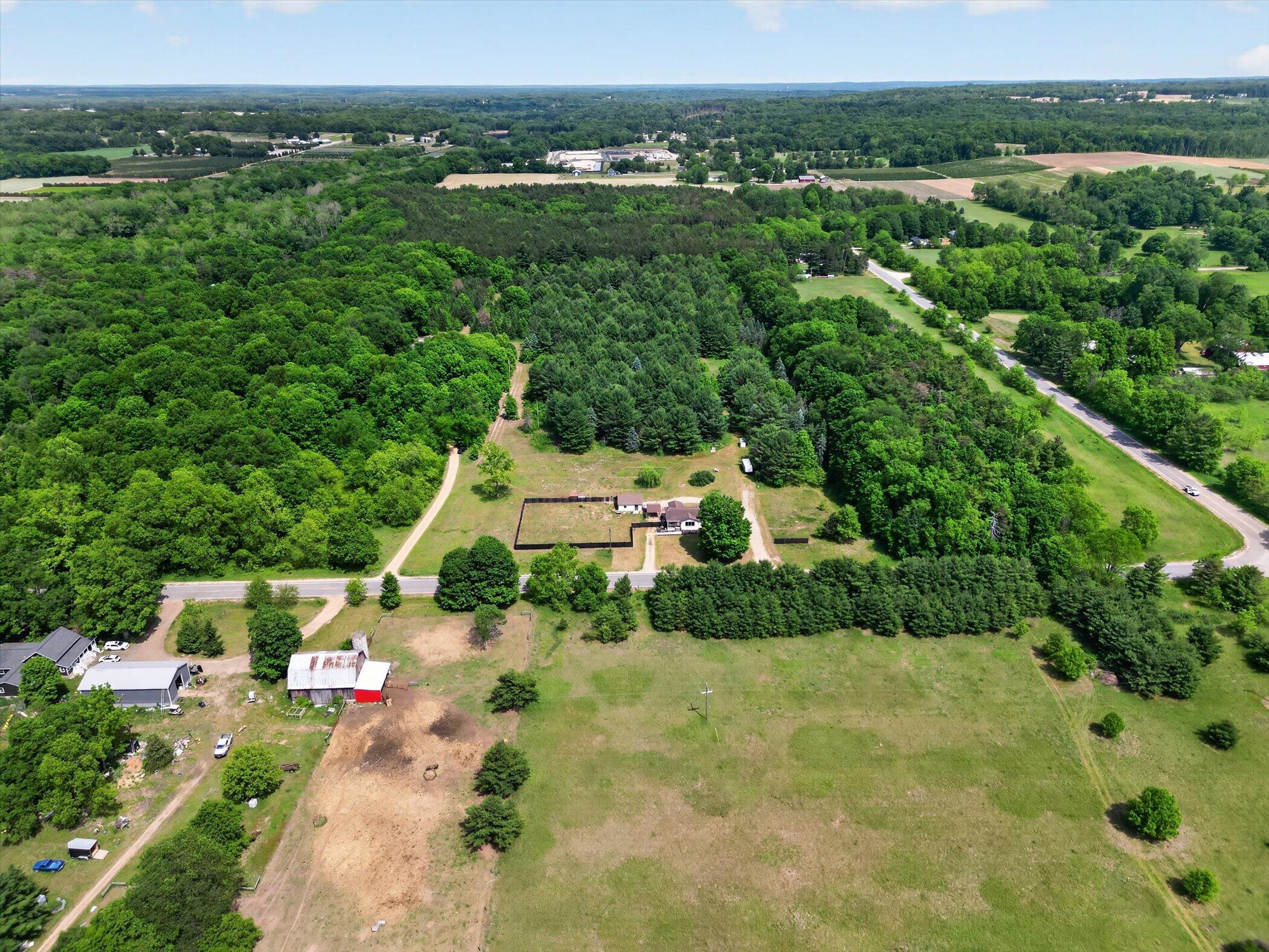 827 Williams Road Allegan MI 49010