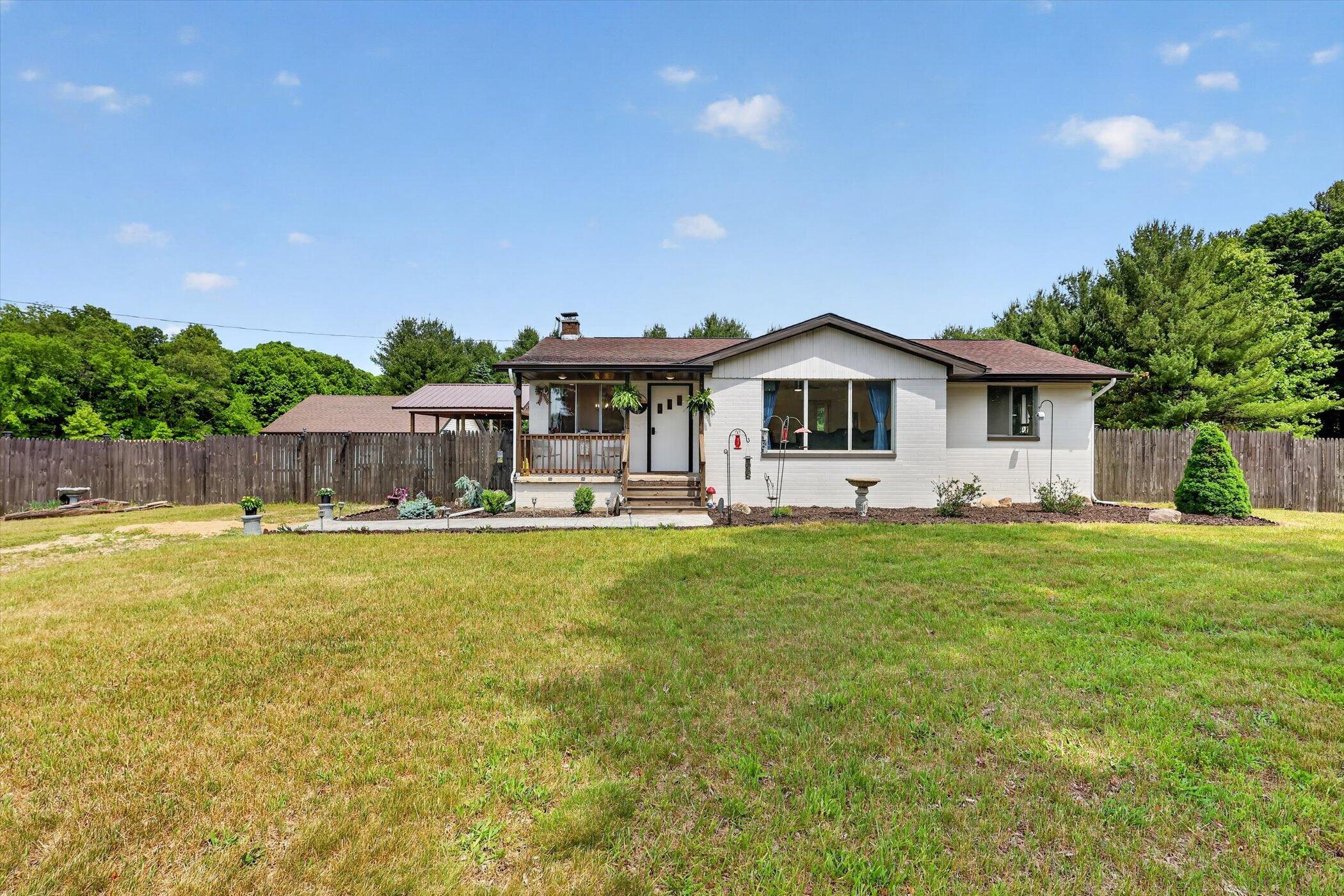 827 Williams Road Allegan MI 49010