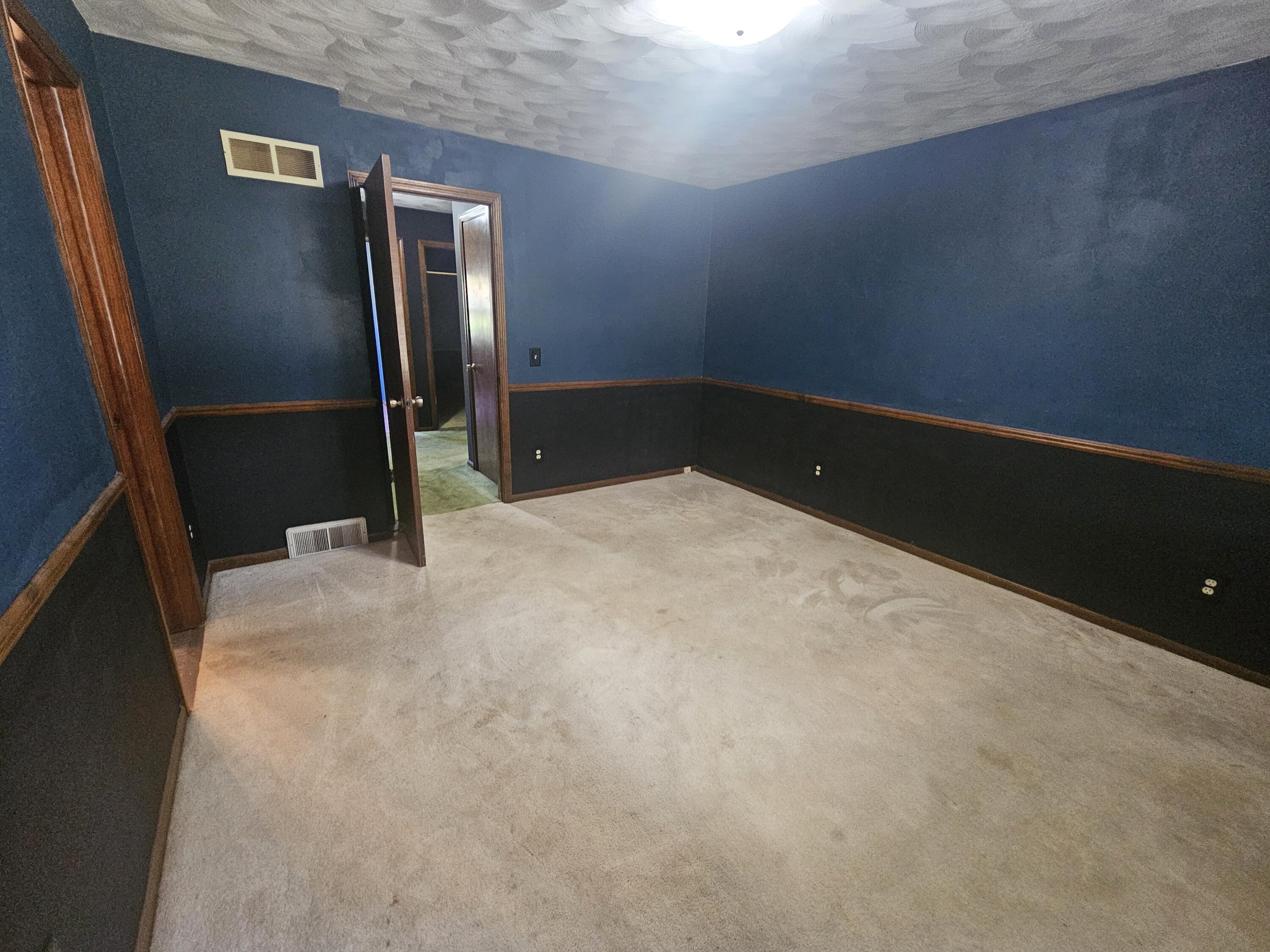 6392 Enola Avenue Kalamazoo MI 49048
