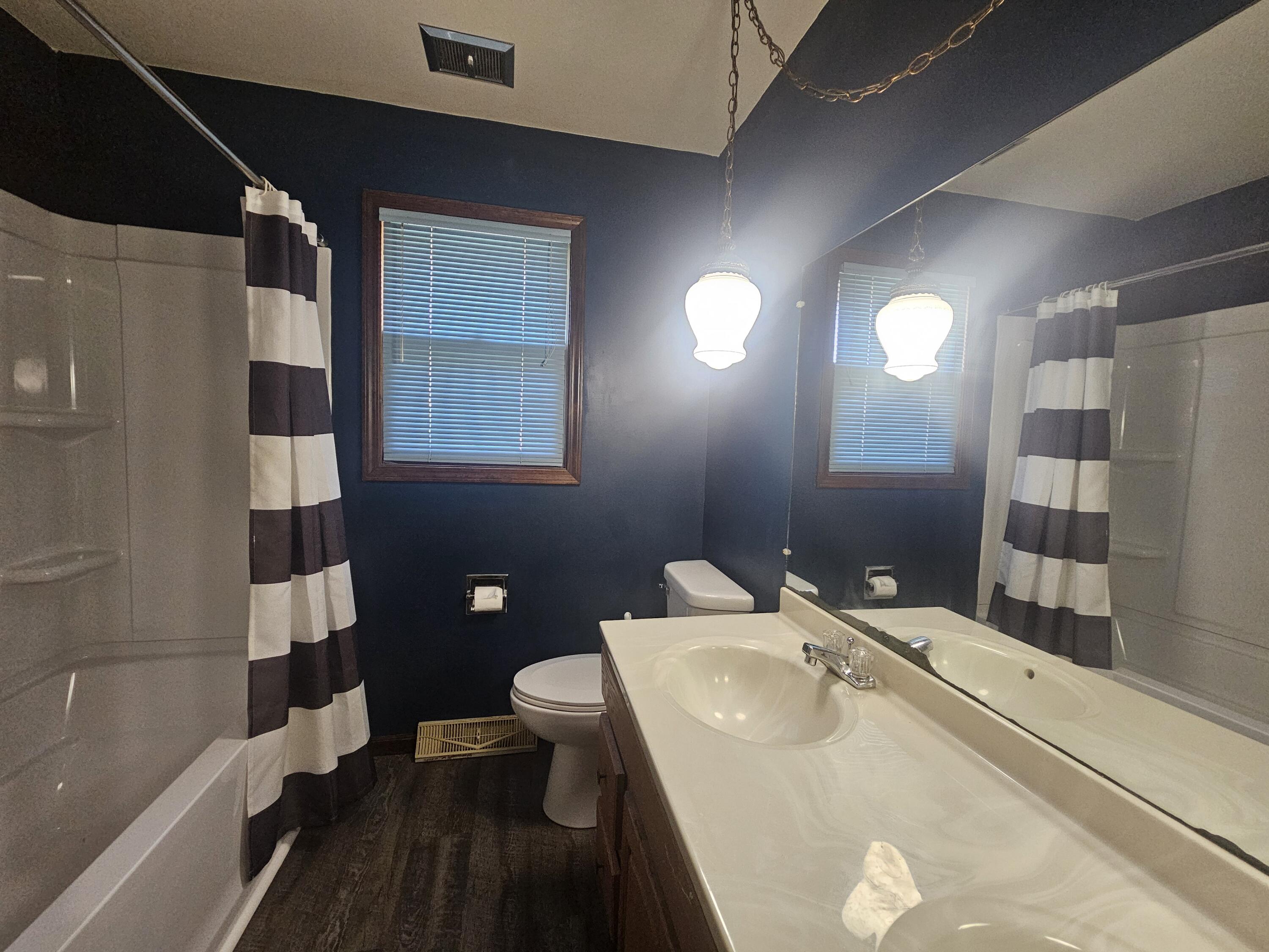 6392 Enola Avenue Kalamazoo MI 49048