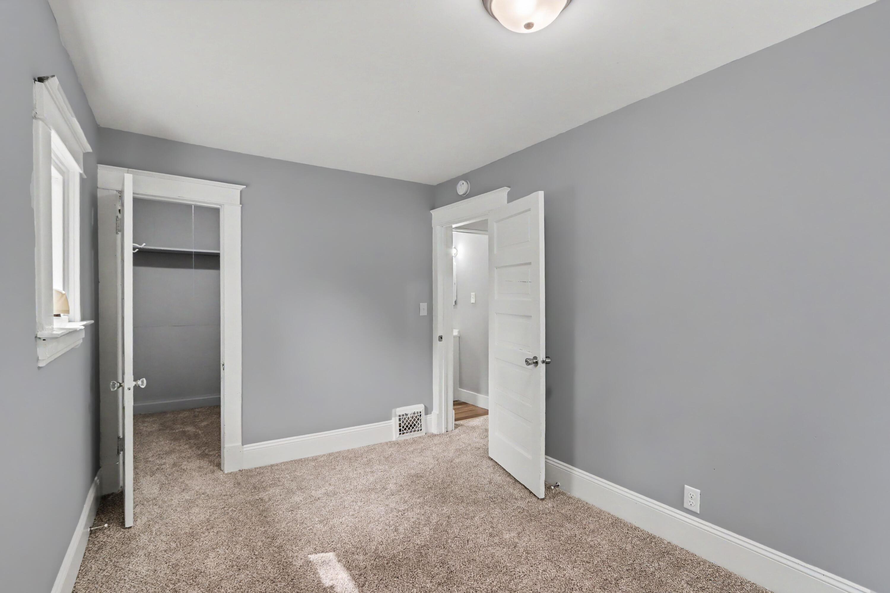 1117 Mills Street Kalamazoo MI 49001