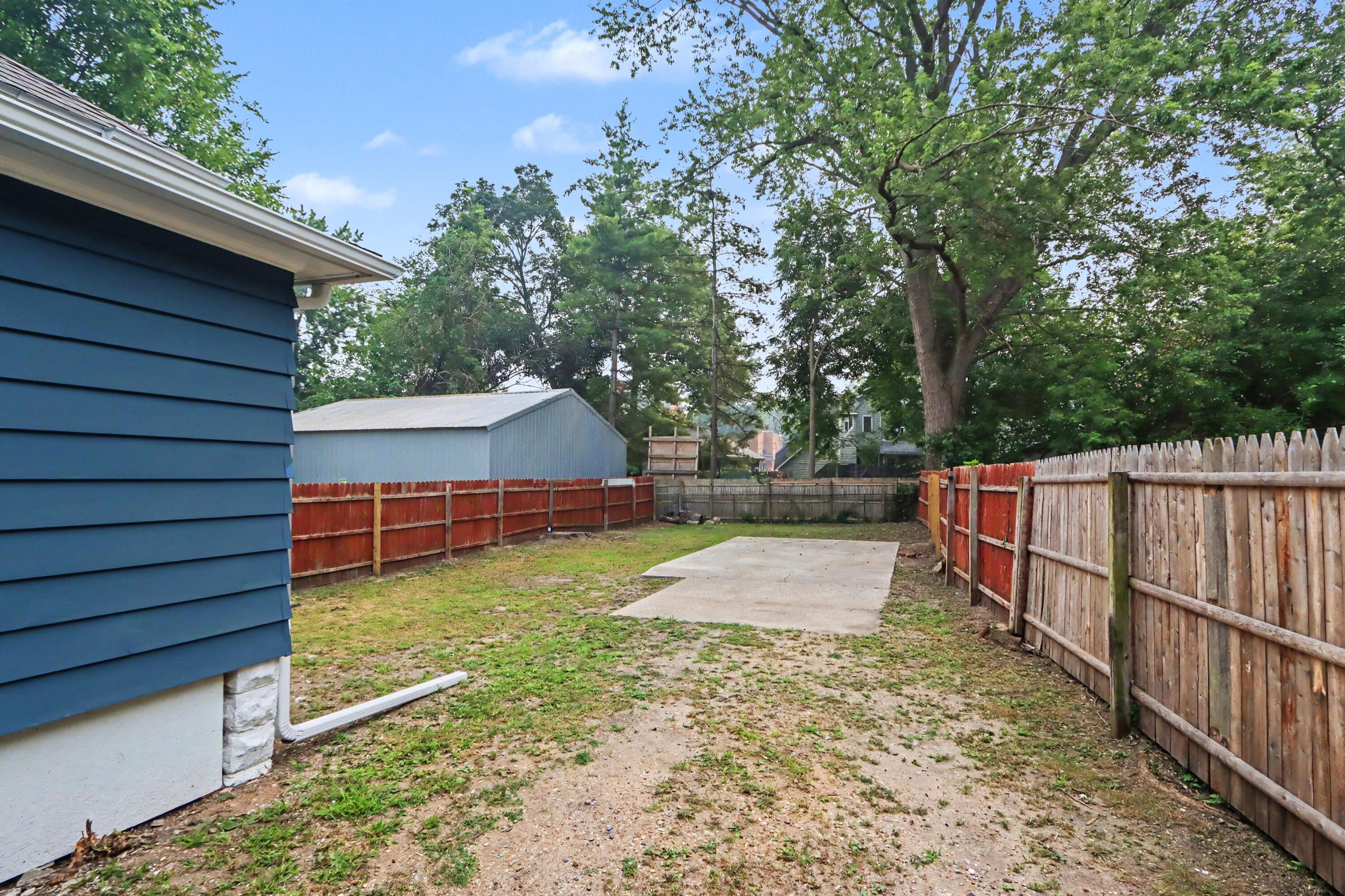 1117 Mills Street Kalamazoo MI 49001