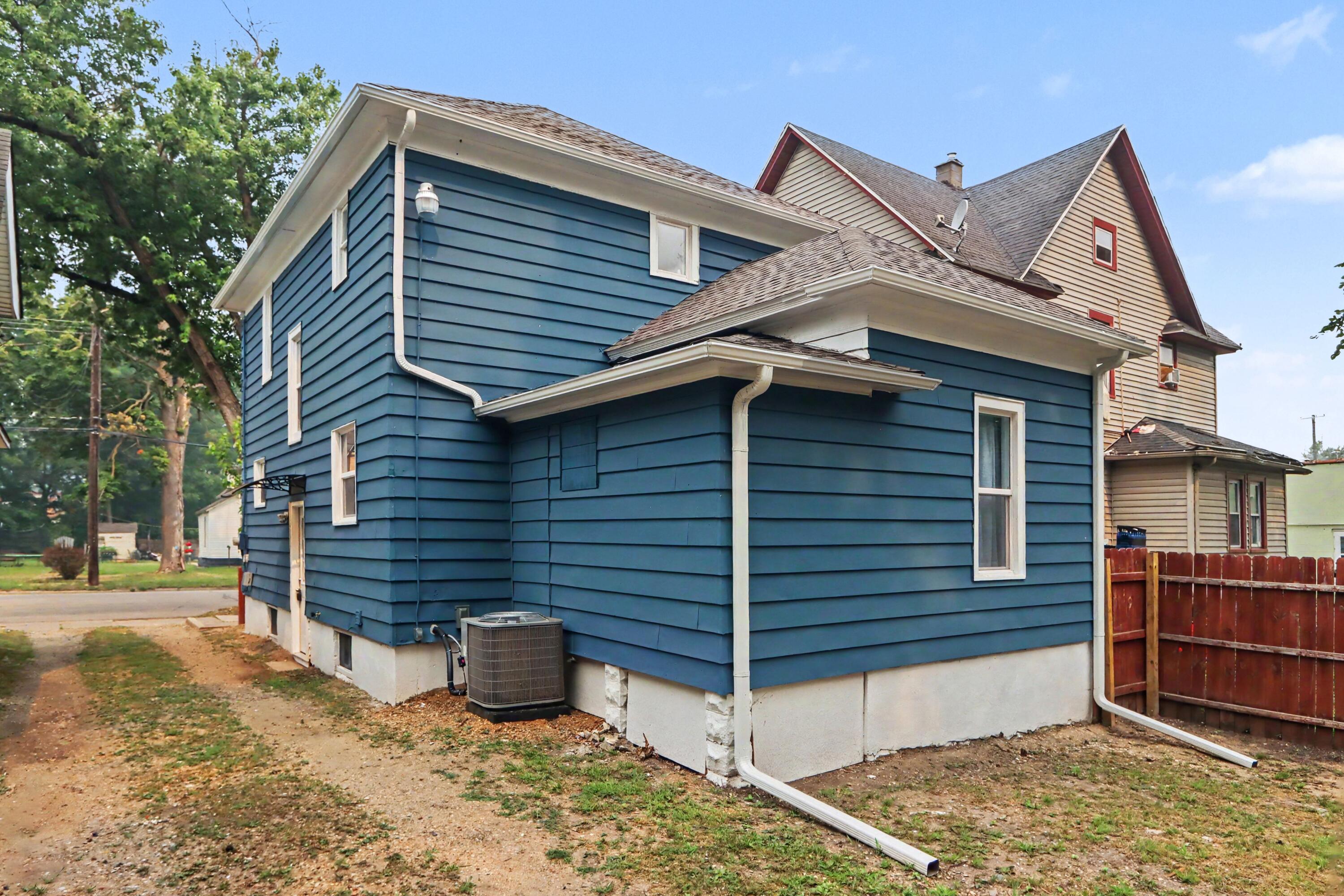 1117 Mills Street Kalamazoo MI 49001