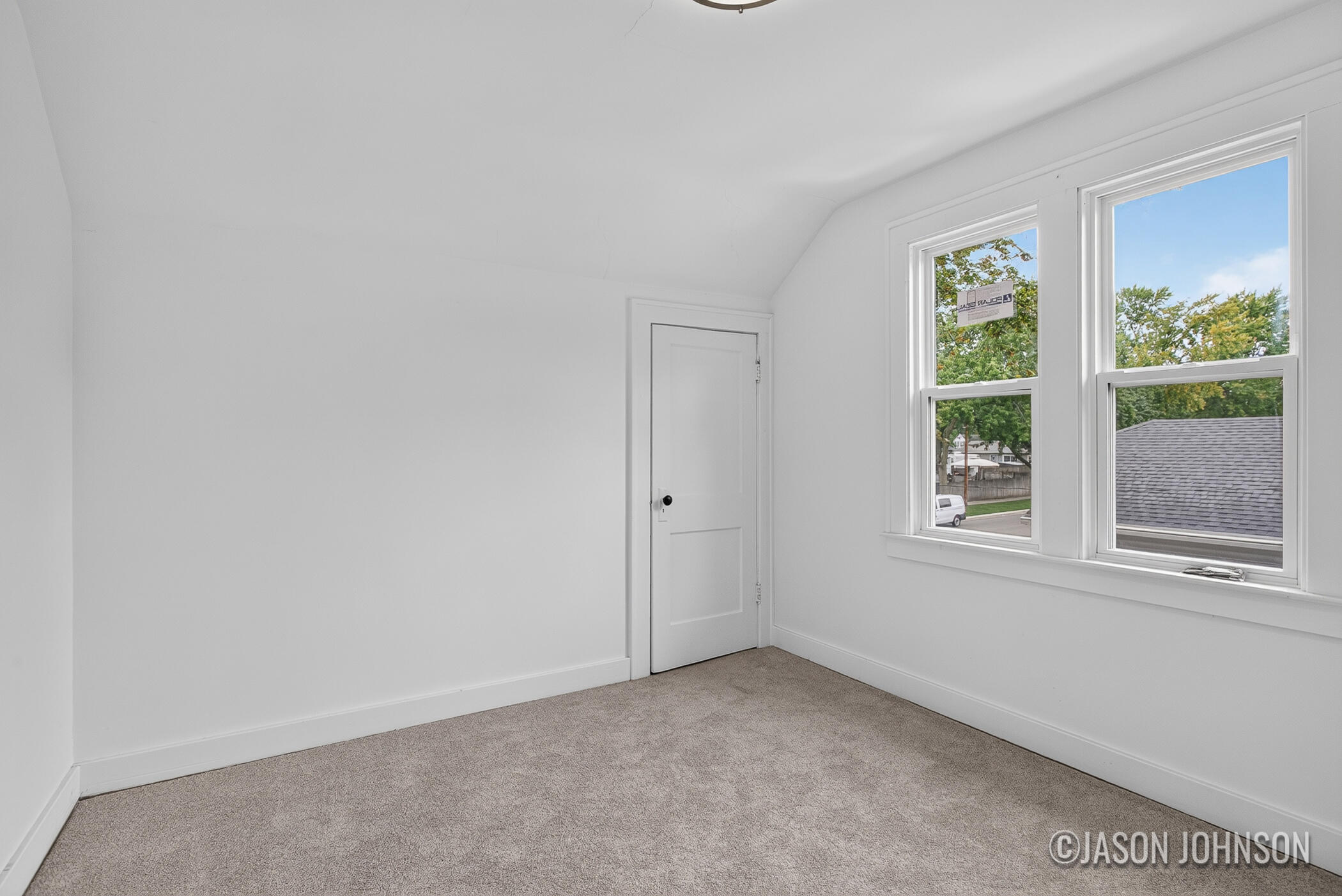 307 Ridgewood Street SE Grand Rapids MI 49548