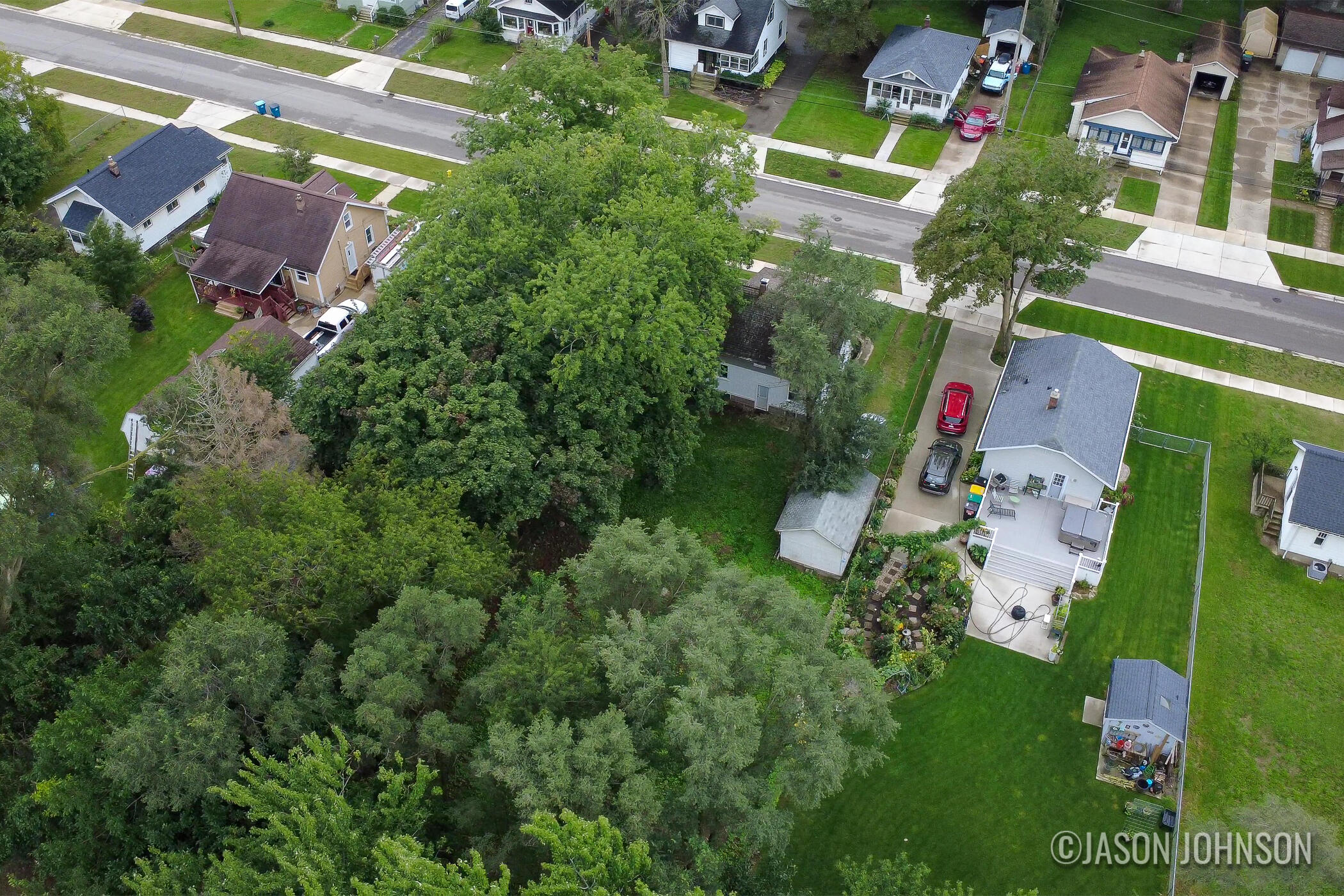 307 Ridgewood Street SE Grand Rapids MI 49548