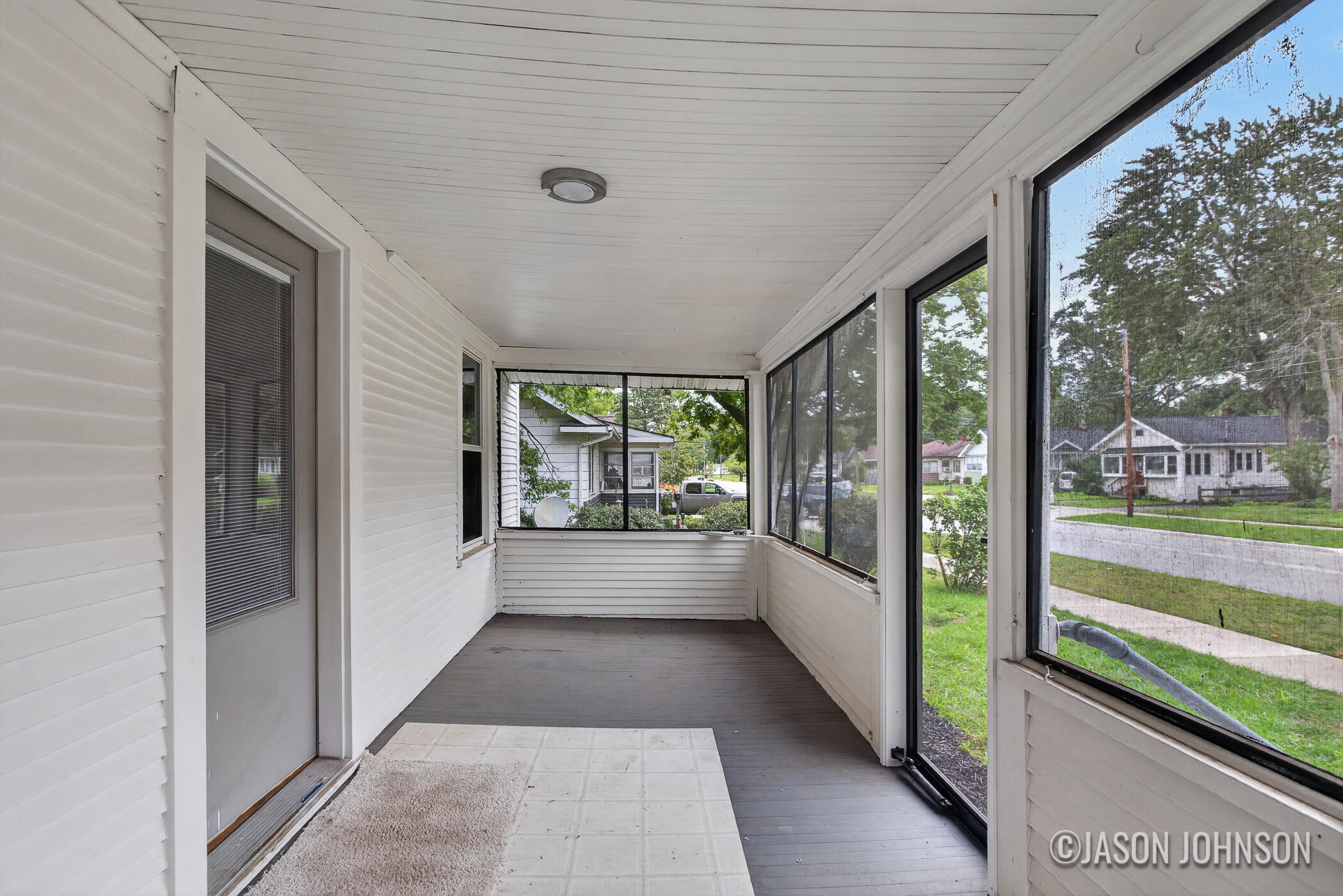 307 Ridgewood Street SE Grand Rapids MI 49548