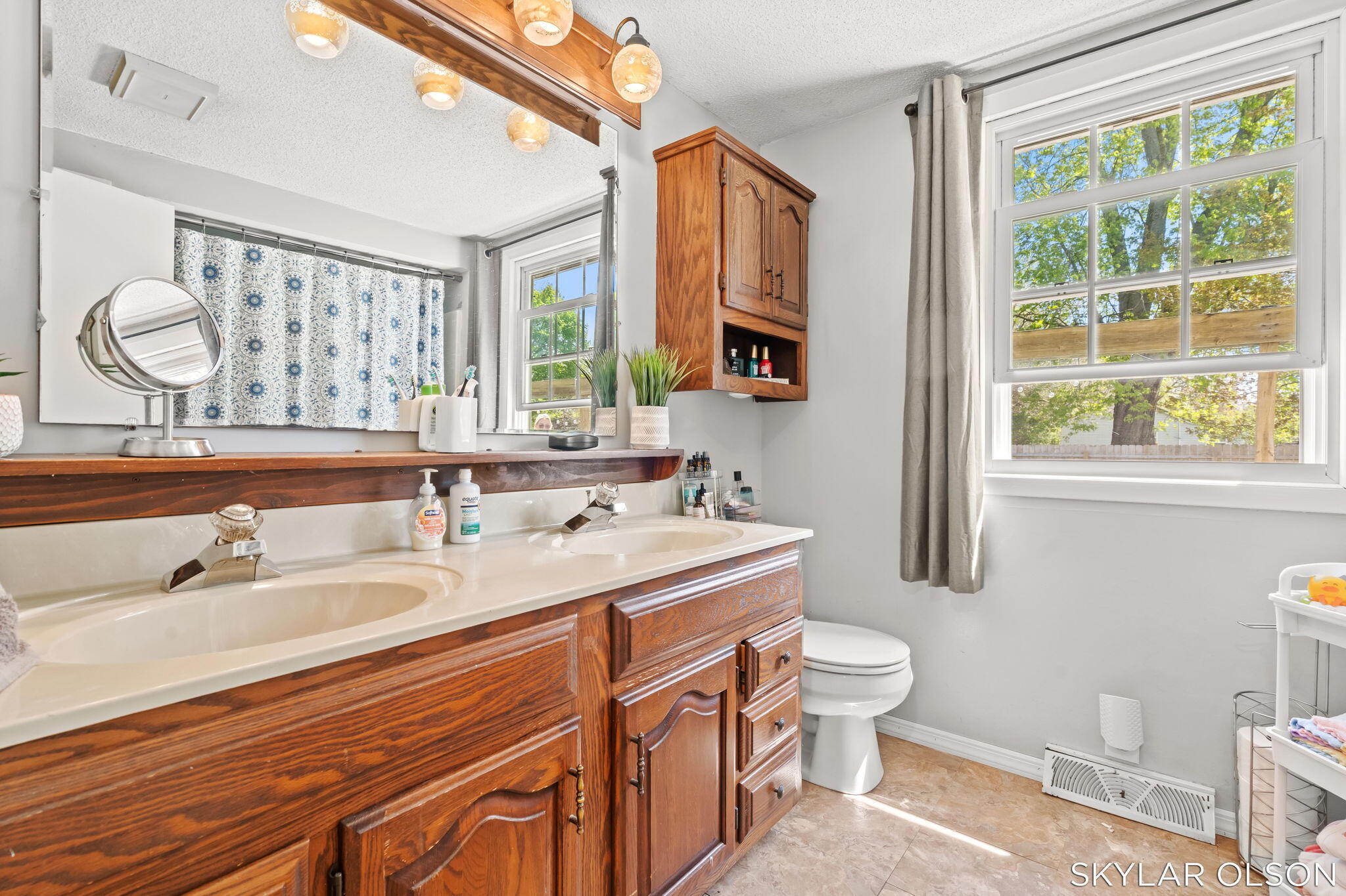 1244 Oaklea Street Muskegon MI 49442