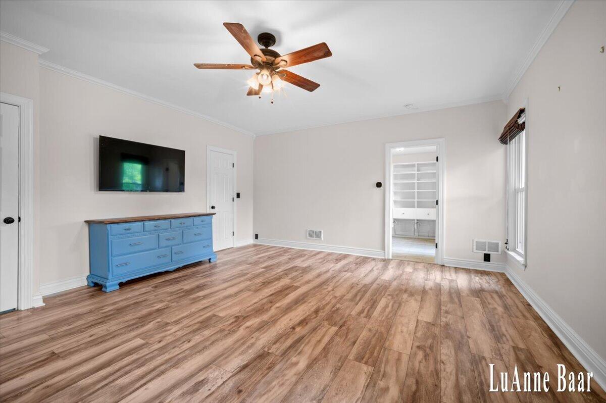 273 W Division Street NE Rockford MI 49341