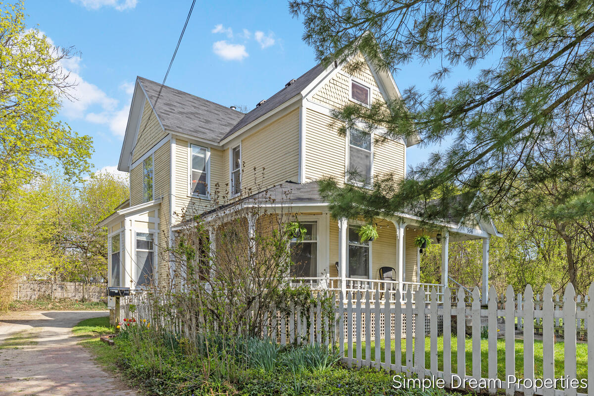 556 Lafayette Avenue SE Grand Rapids MI 49503