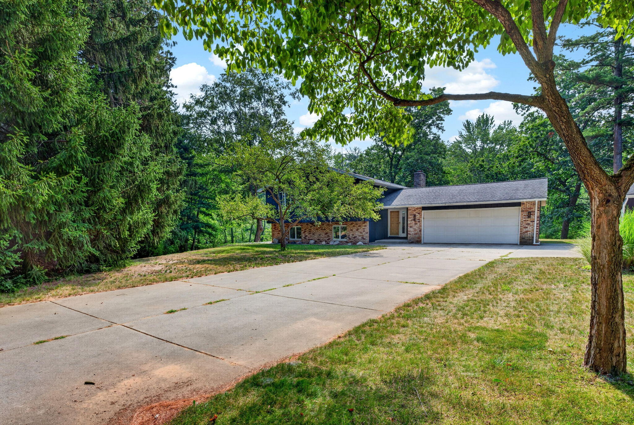 2515 W Giles Road Muskegon MI 49445
