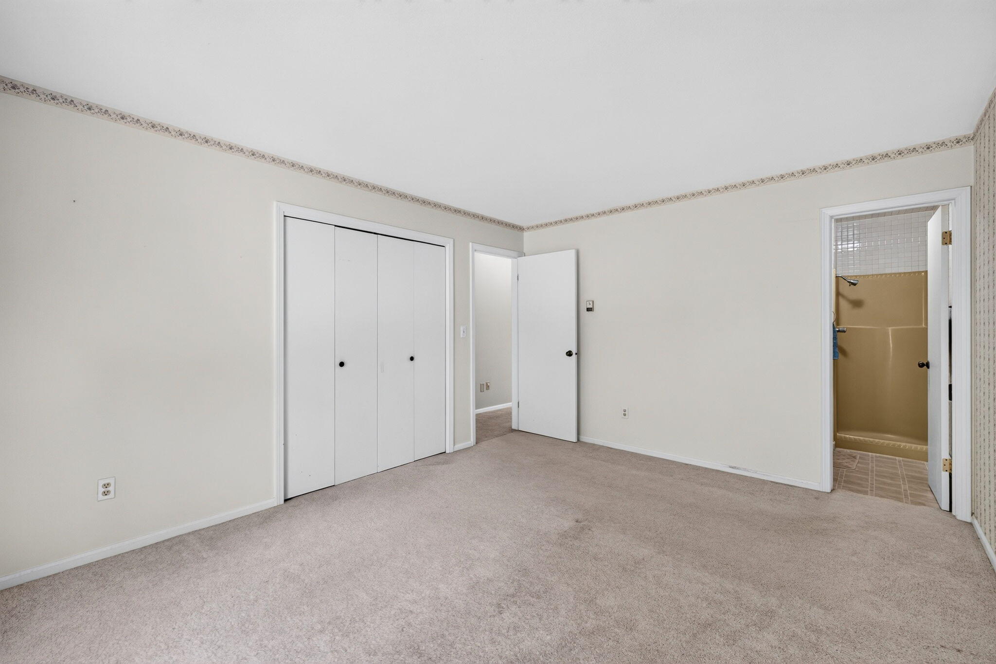 2515 W Giles Road Muskegon MI 49445