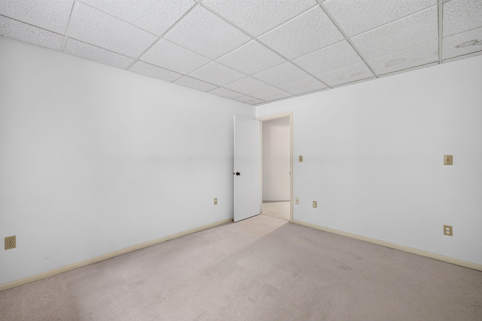 2515 W Giles Road Muskegon MI 49445