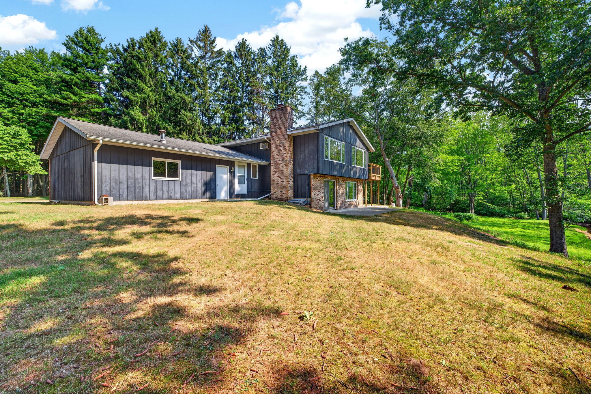 2515 W Giles Road Muskegon MI 49445