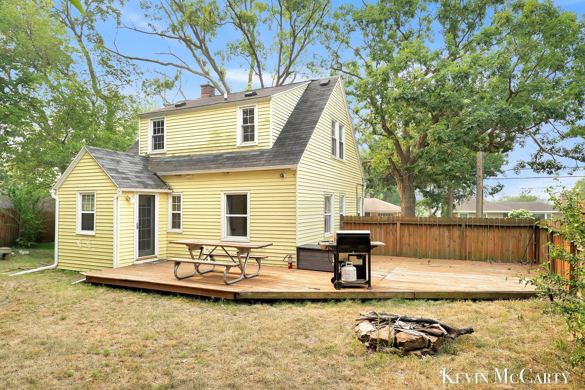 1713 Boston Street SE Grand Rapids MI 49506