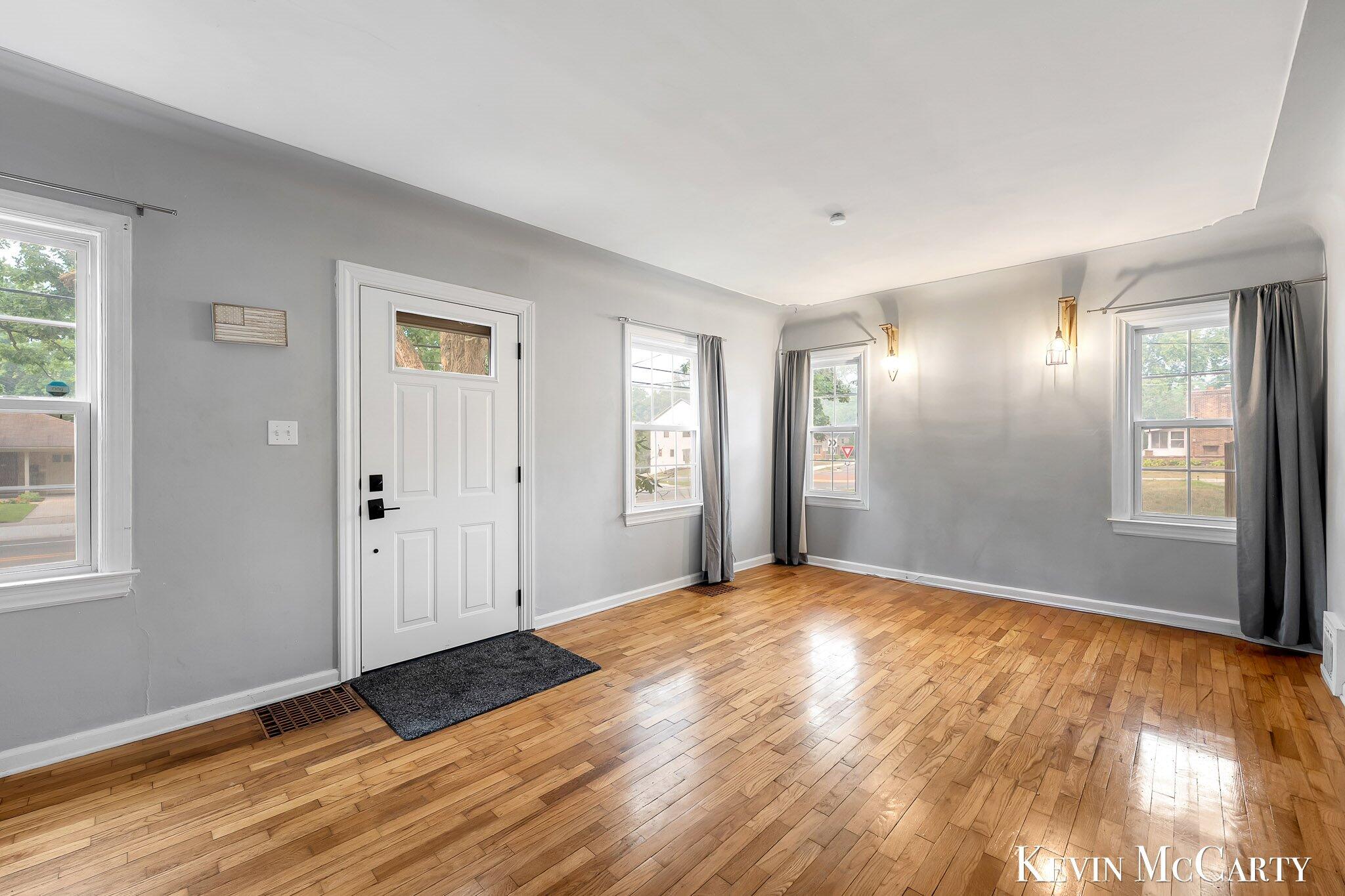 1713 Boston Street SE Grand Rapids MI 49506