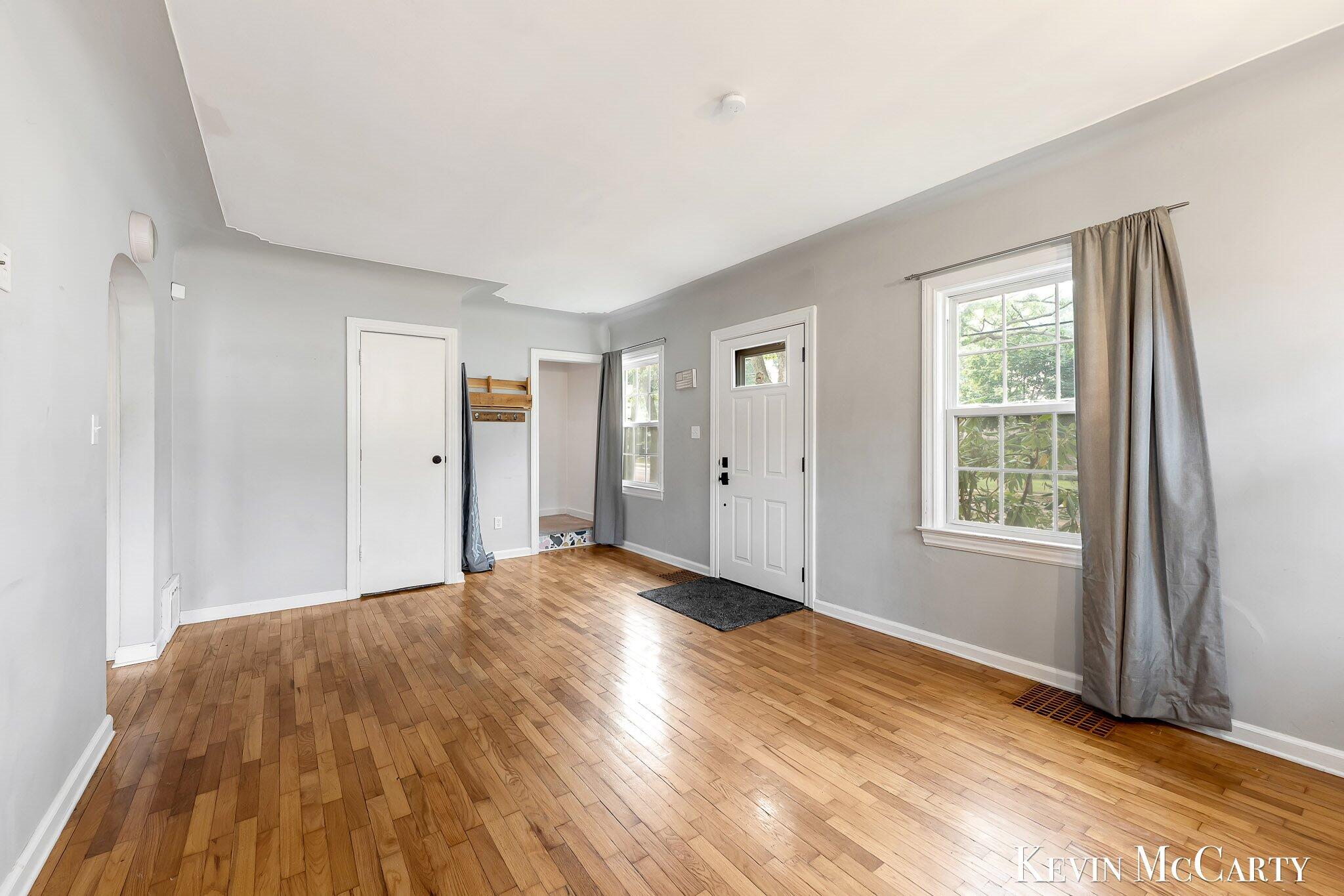 1713 Boston Street SE Grand Rapids MI 49506