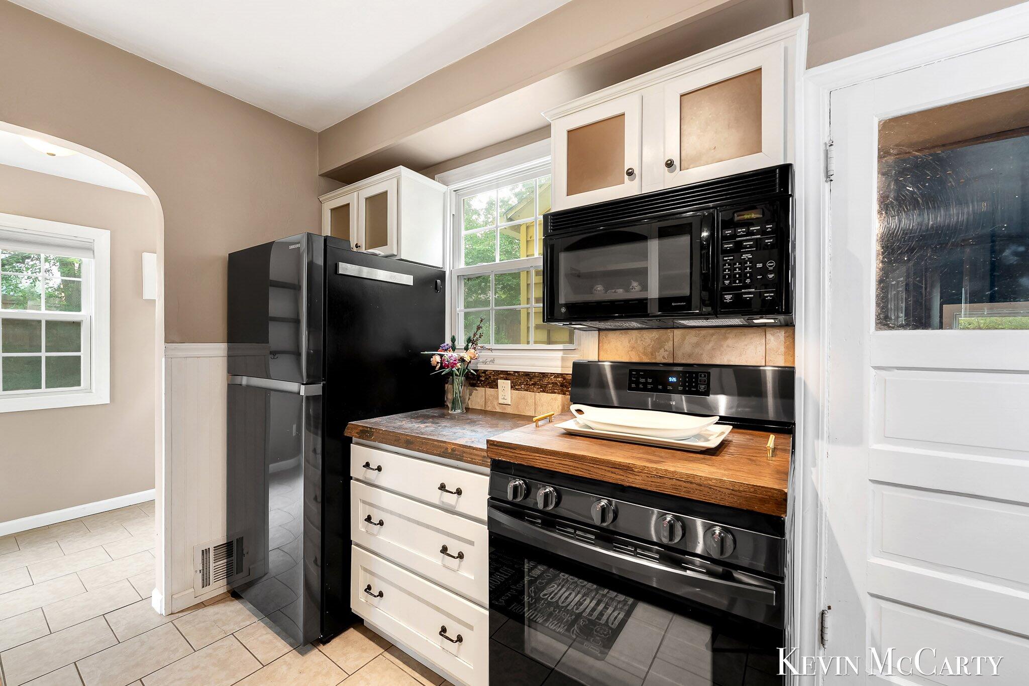 1713 Boston Street SE Grand Rapids MI 49506
