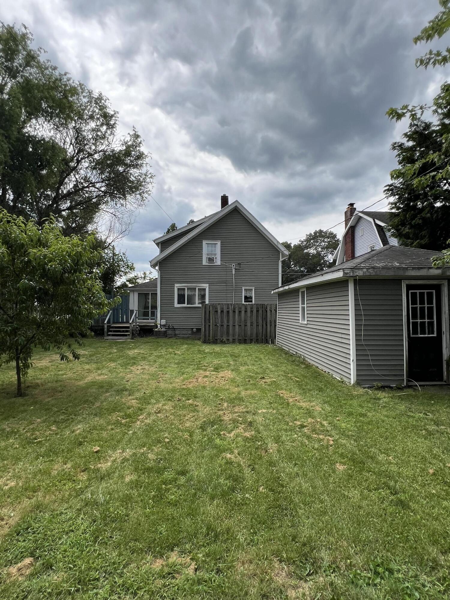 1443 Regent Street Niles MI 49120