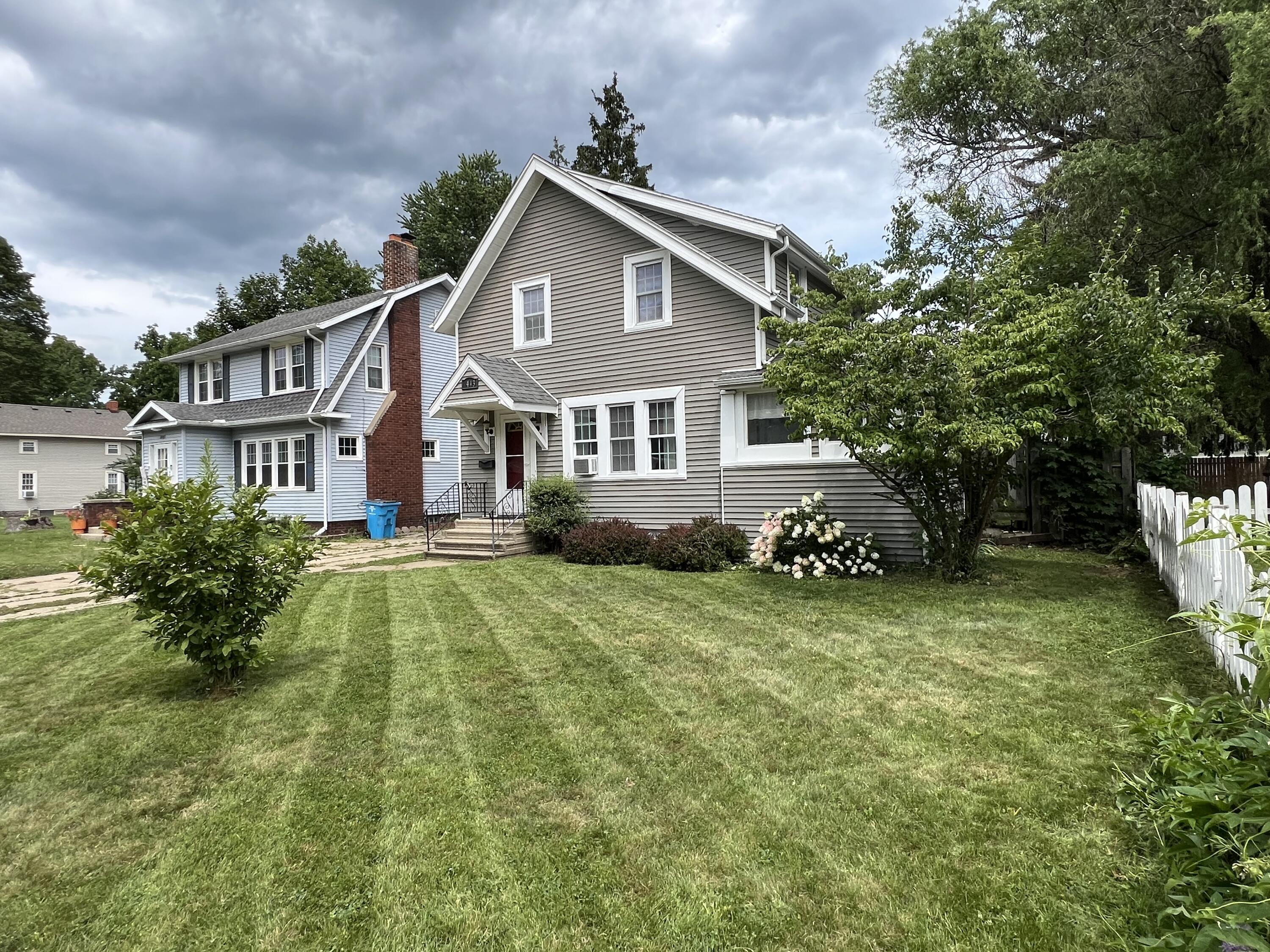 1443 Regent Street Niles MI 49120