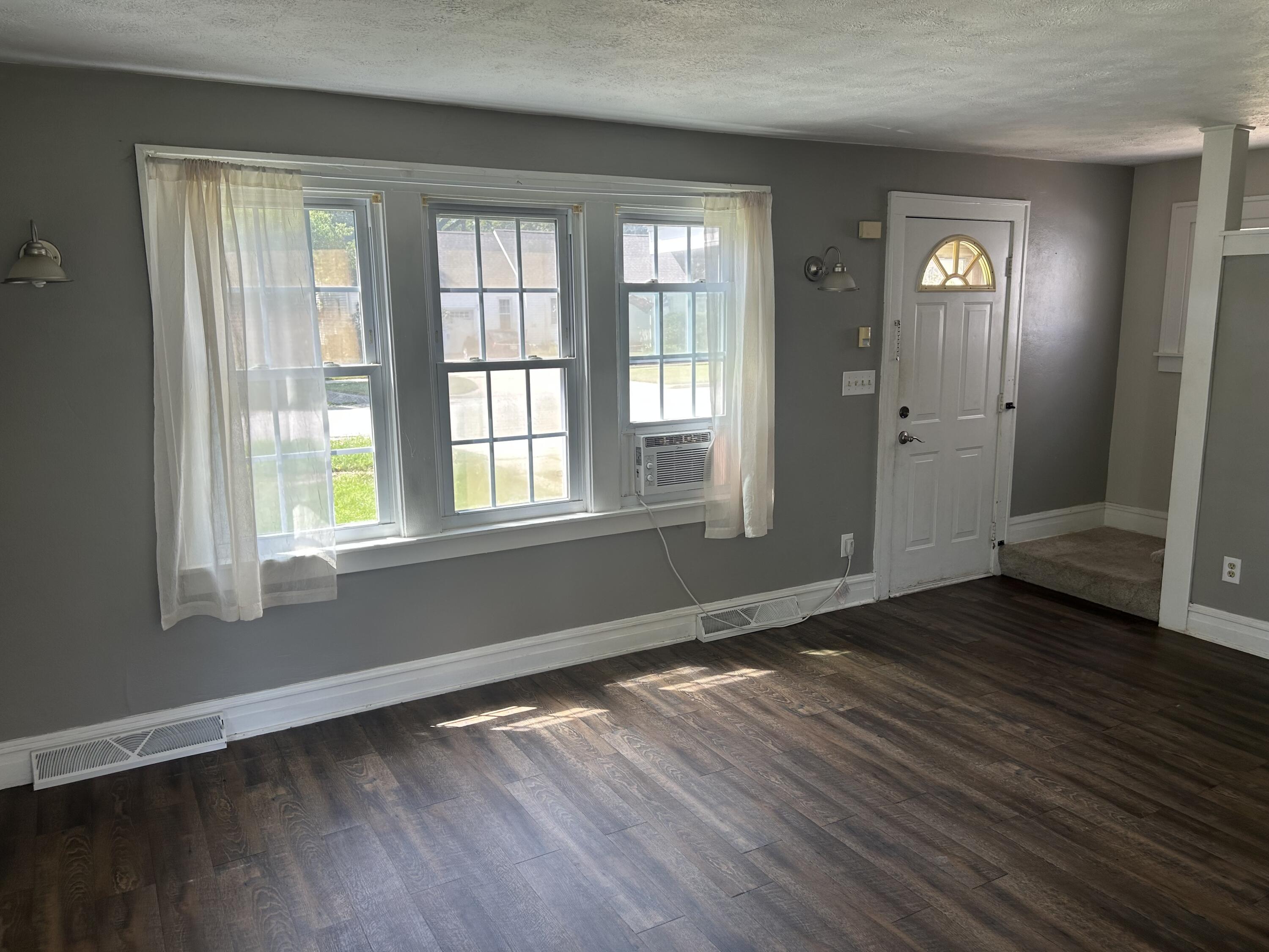 1443 Regent Street Niles MI 49120