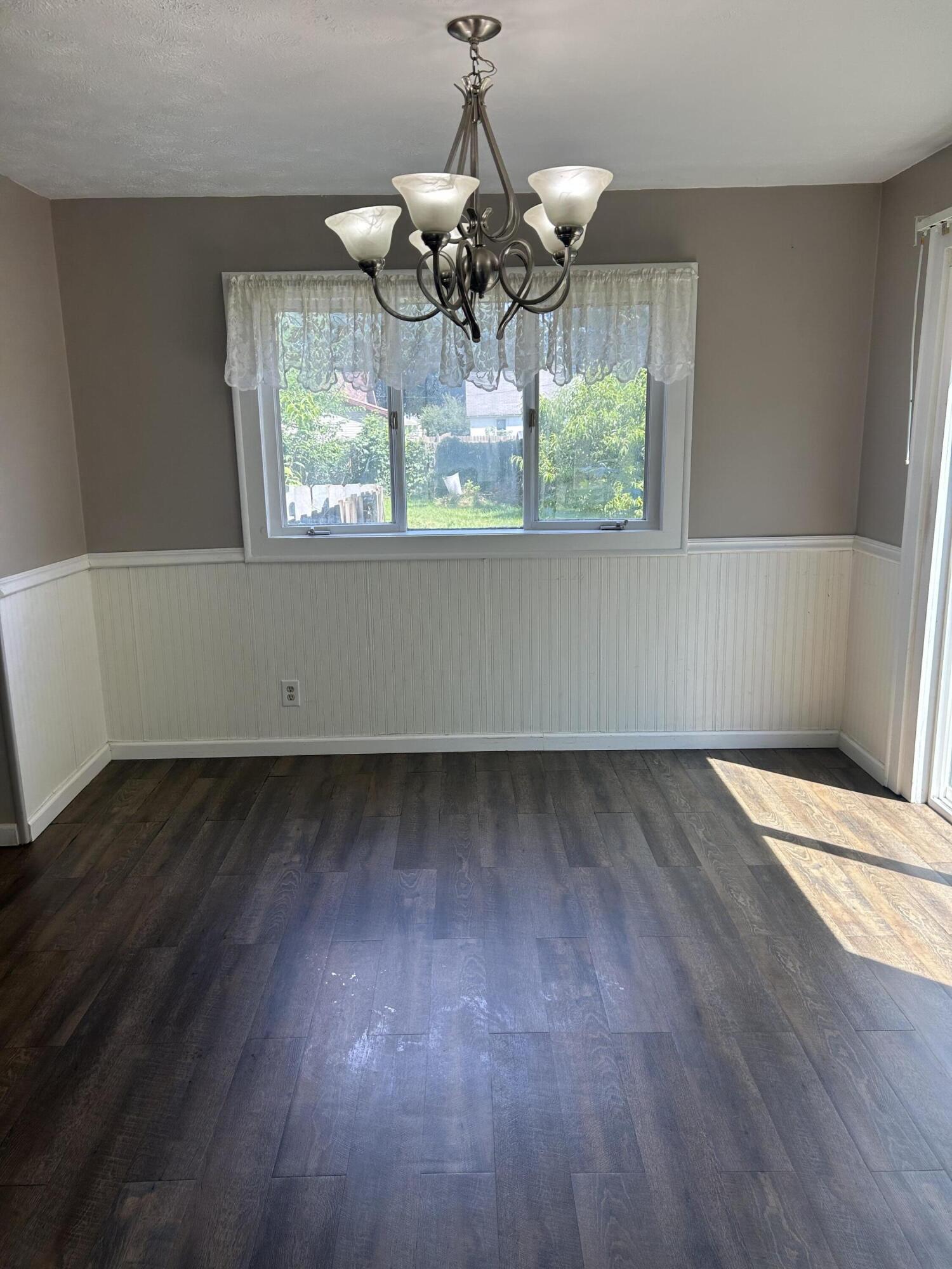 1443 Regent Street Niles MI 49120