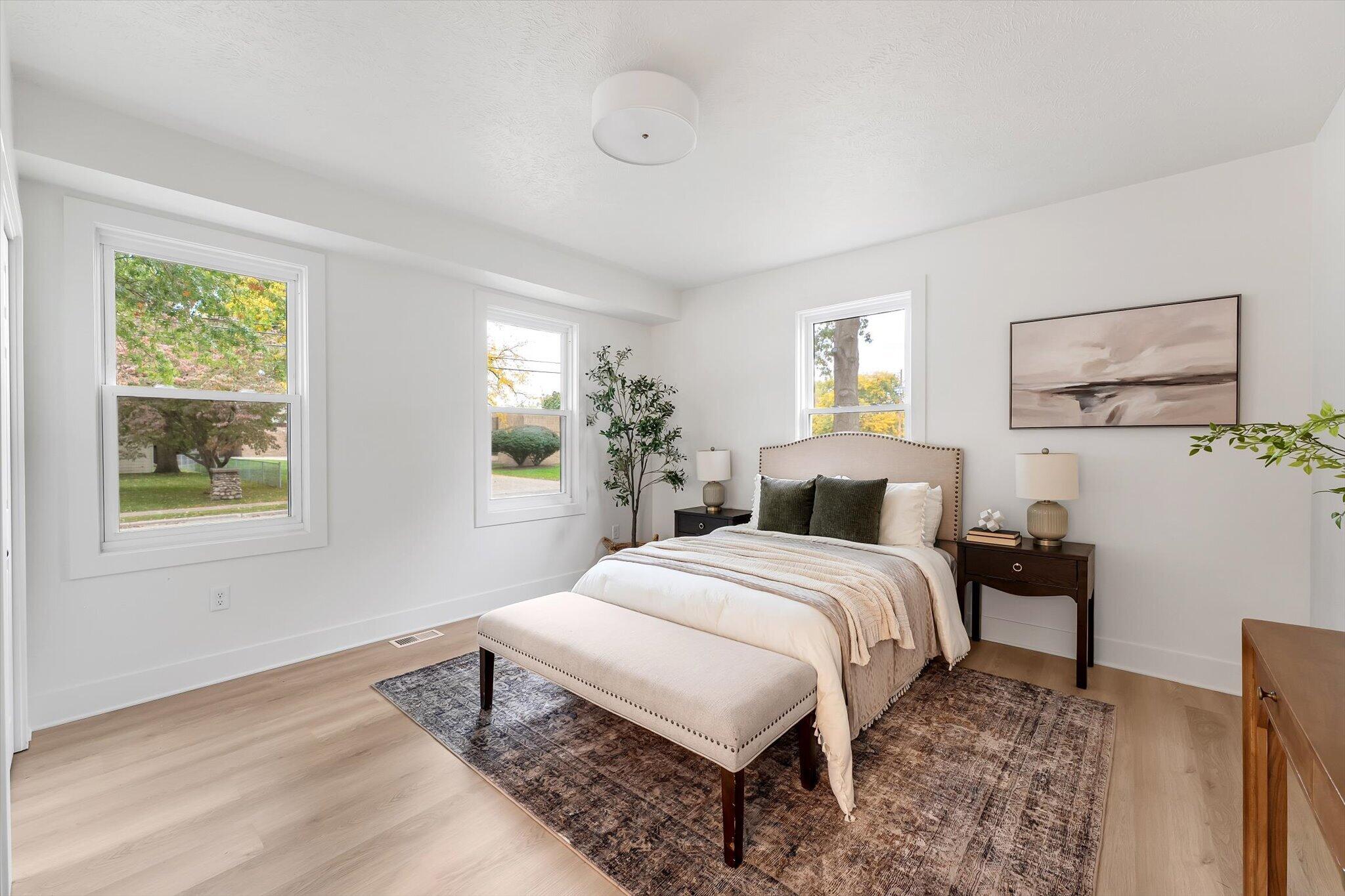 107 E Lincoln Avenue Zeeland MI 49464