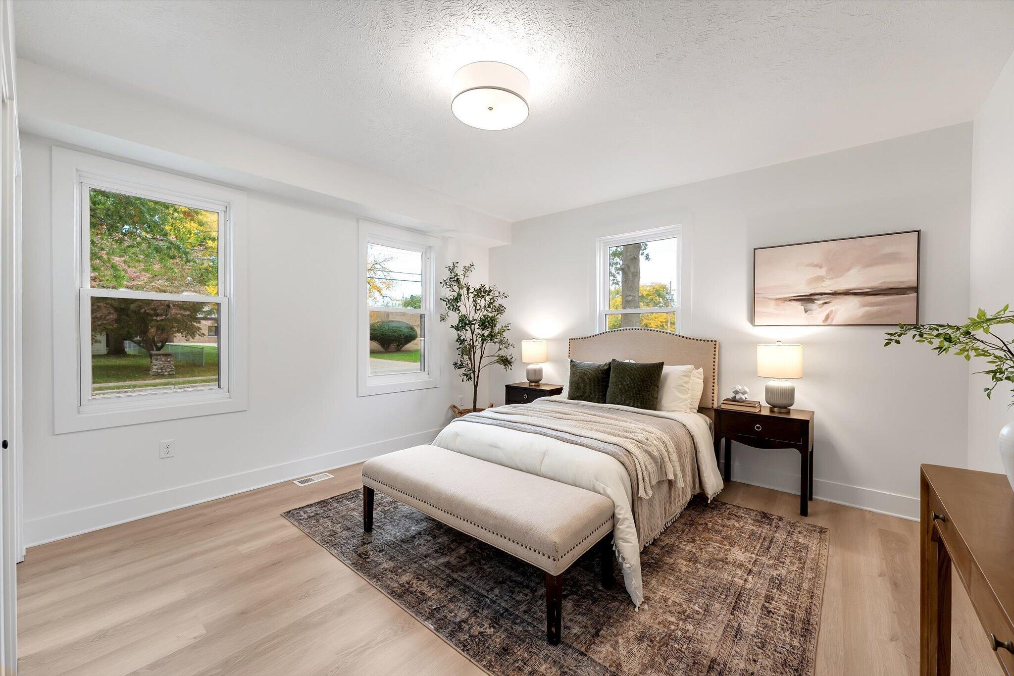 107 E Lincoln Avenue Zeeland MI 49464