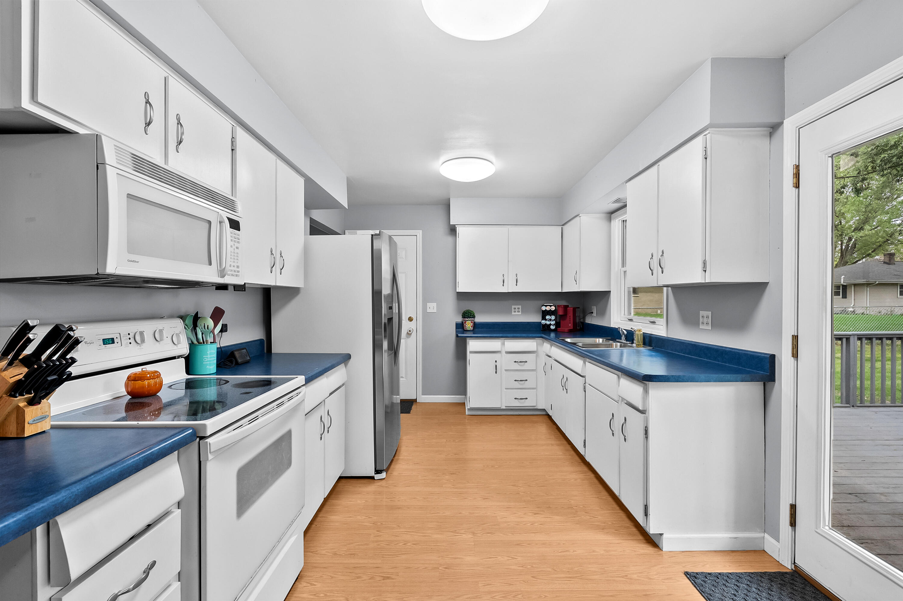 8237 Lovers Lane Portage MI 49002