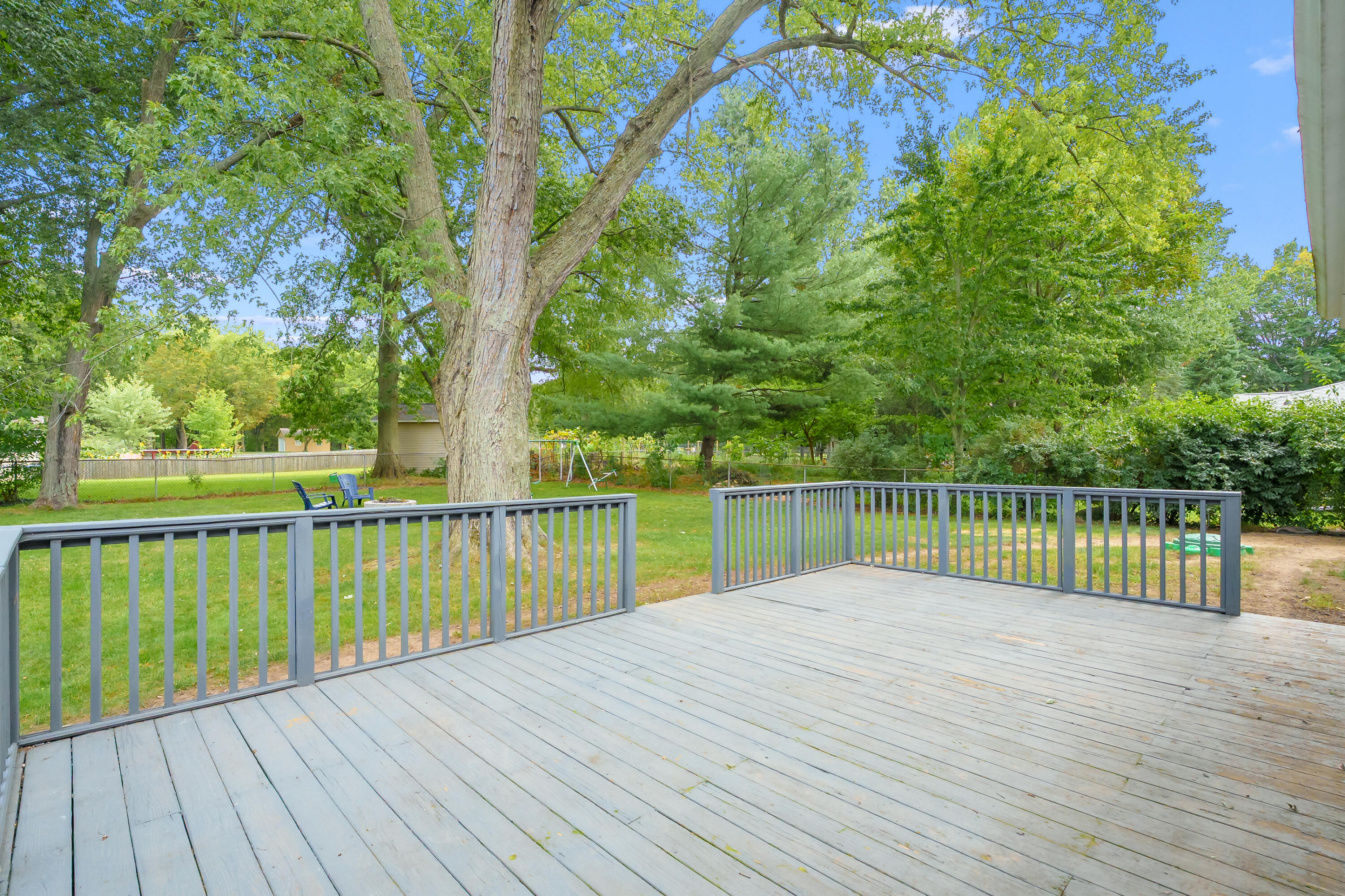 8237 Lovers Lane Portage MI 49002