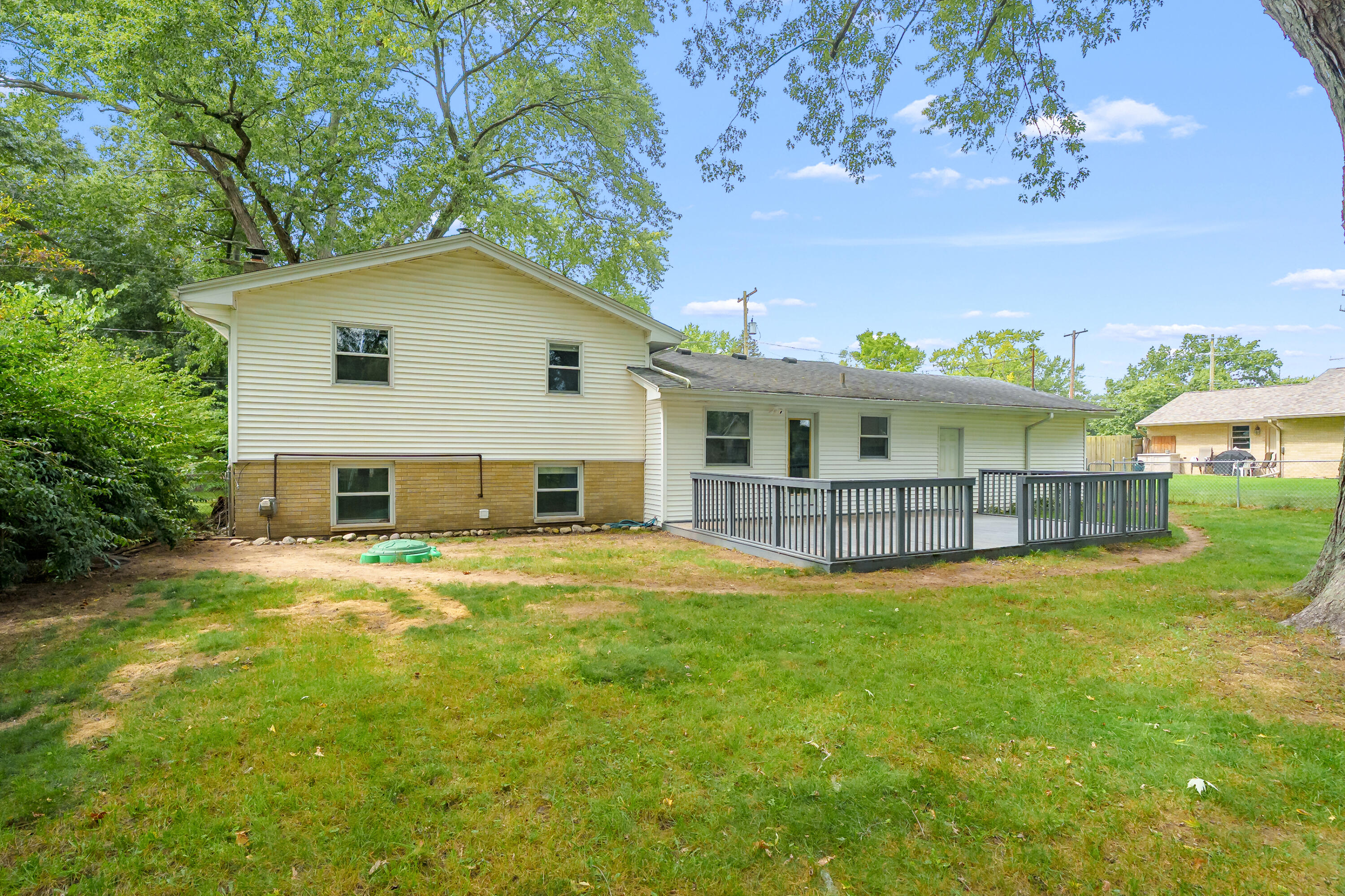 8237 Lovers Lane Portage MI 49002