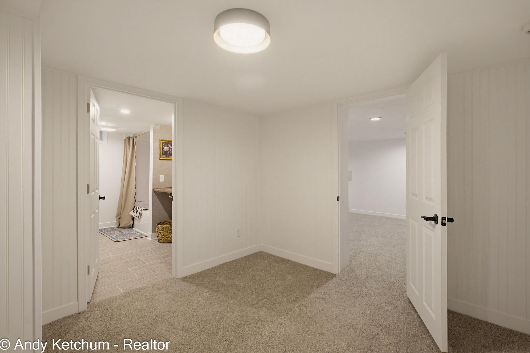 315 W 40th Street Holland MI 49423