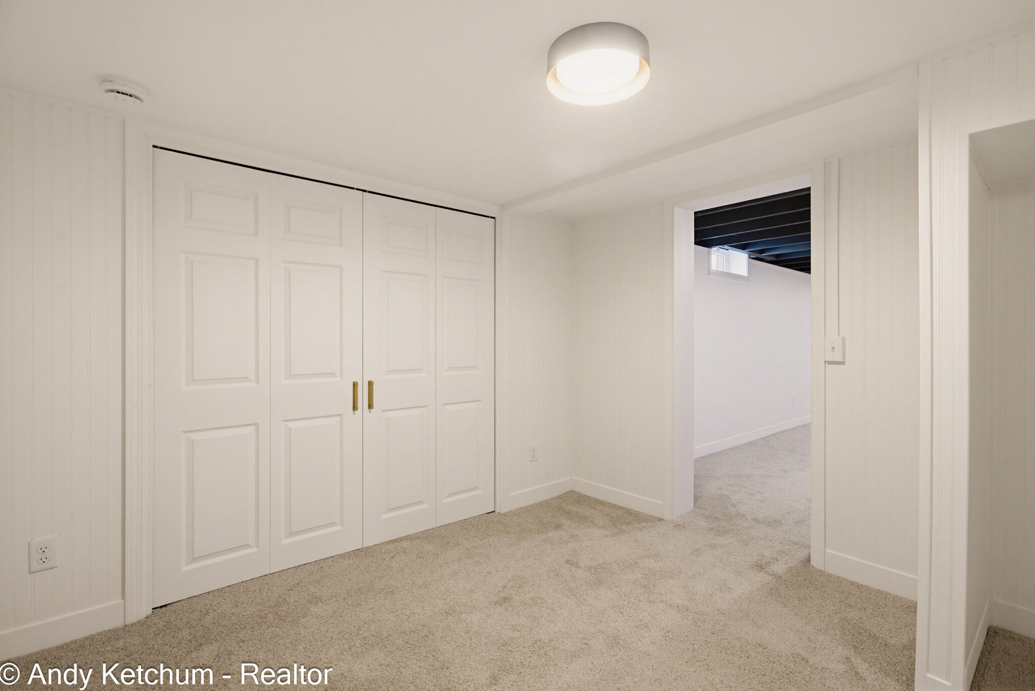 315 W 40th Street Holland MI 49423