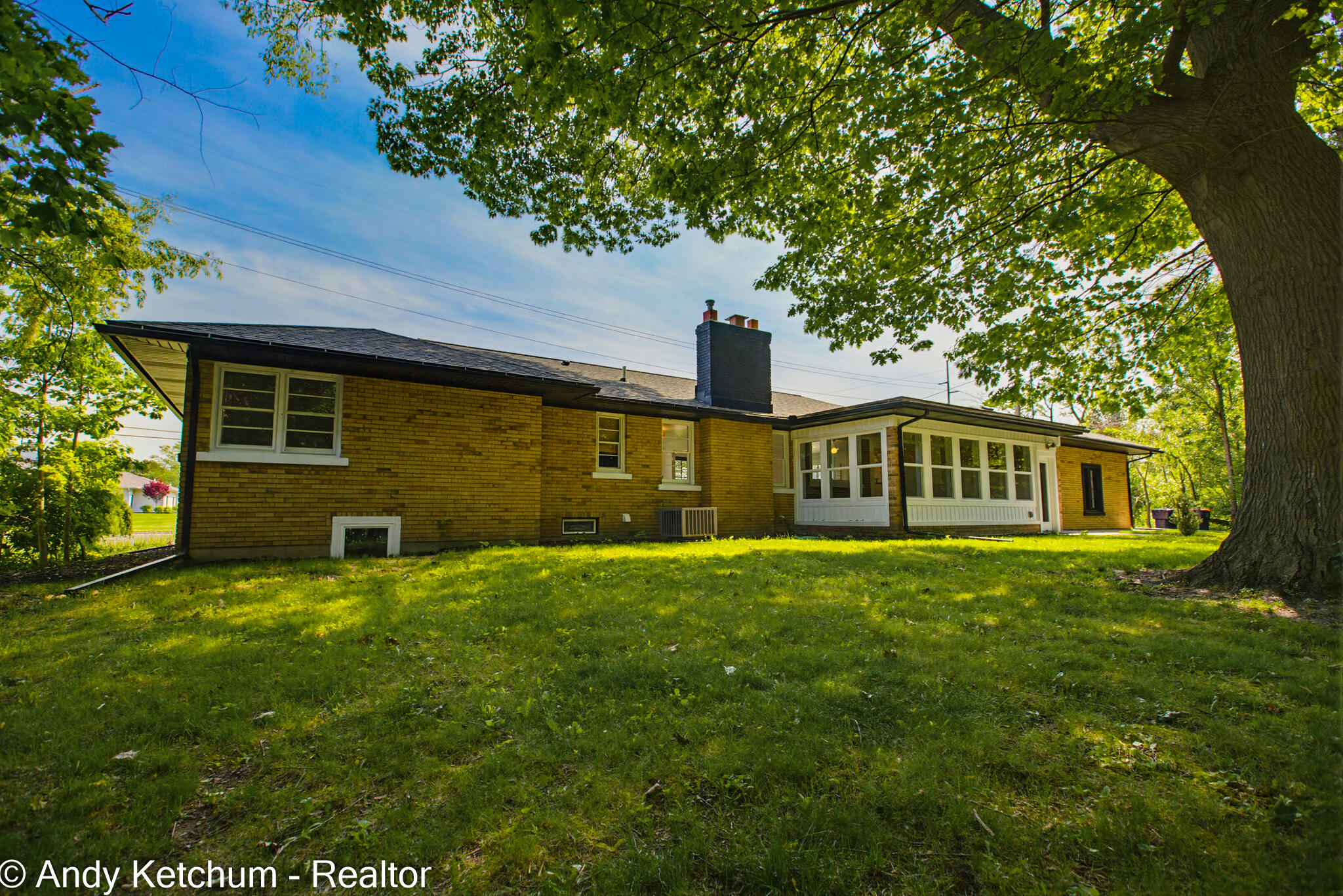 315 W 40th Street Holland MI 49423