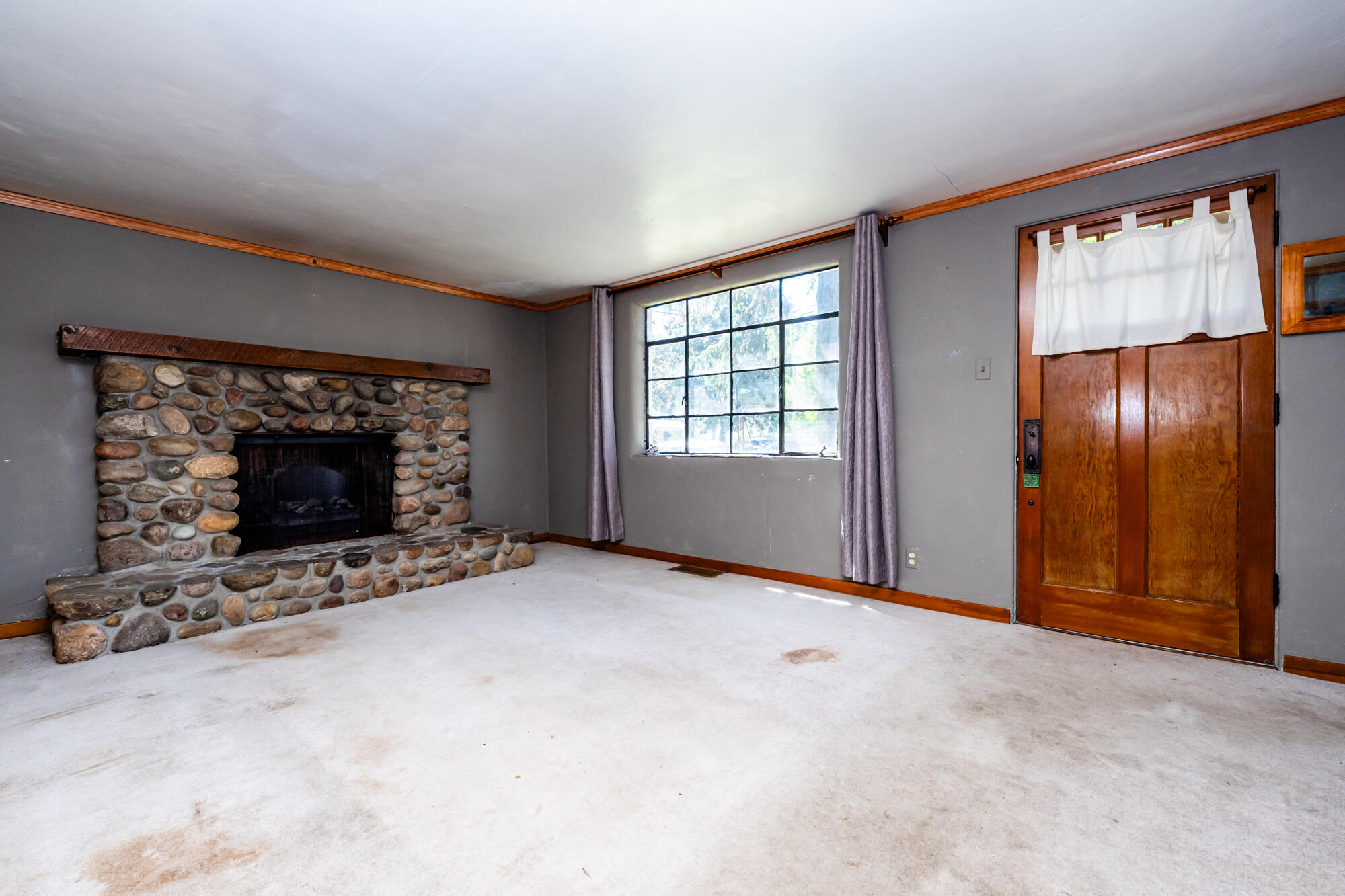 312 W Chicago Street Buchanan MI 49107