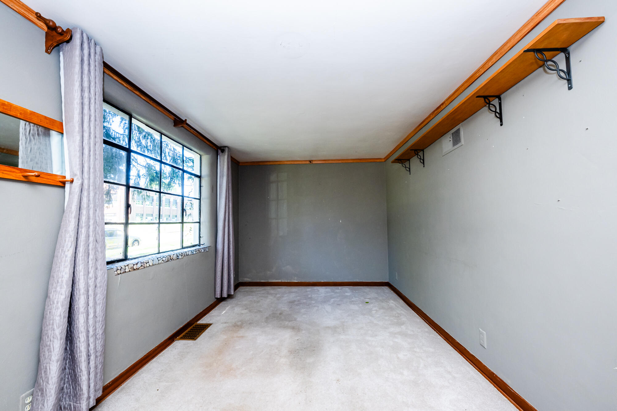 312 W Chicago Street Buchanan MI 49107