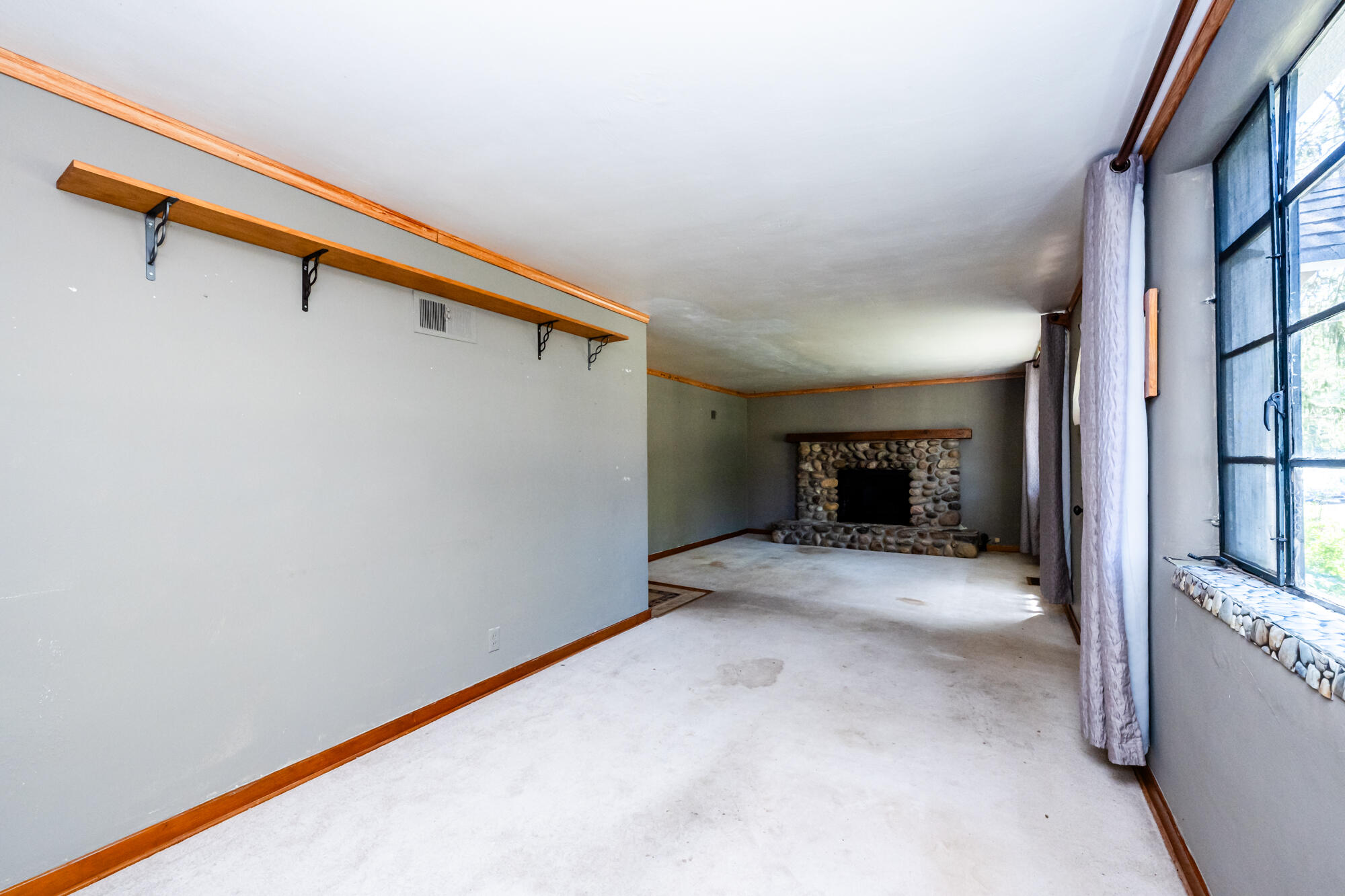 312 W Chicago Street Buchanan MI 49107