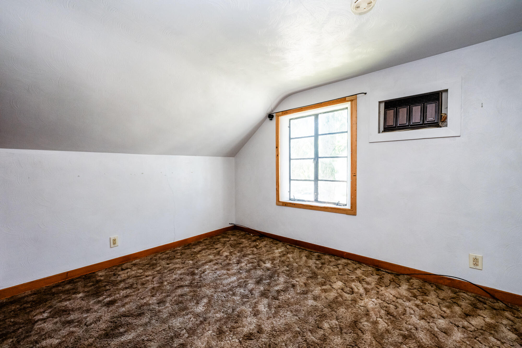 312 W Chicago Street Buchanan MI 49107