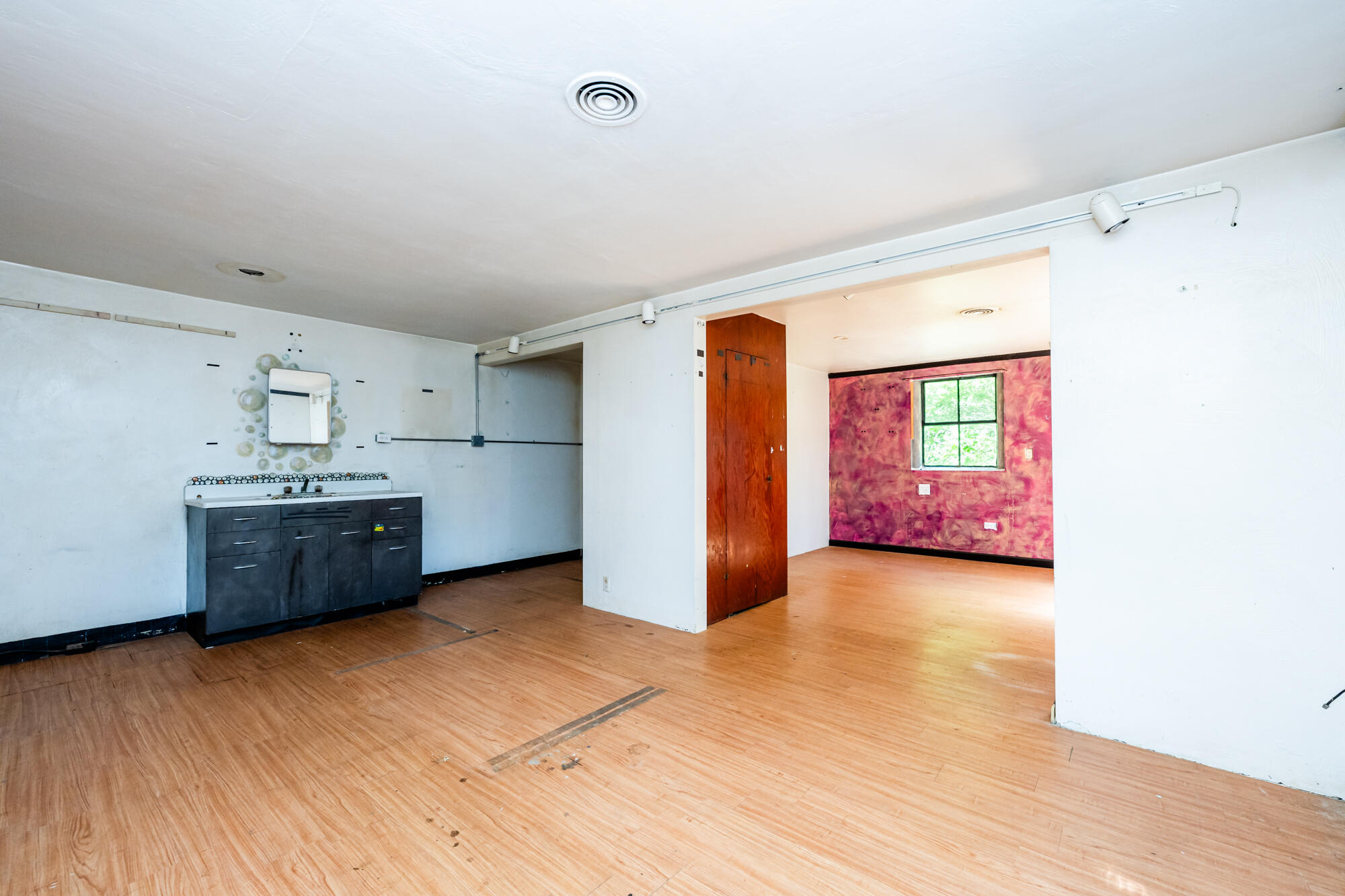 312 W Chicago Street Buchanan MI 49107