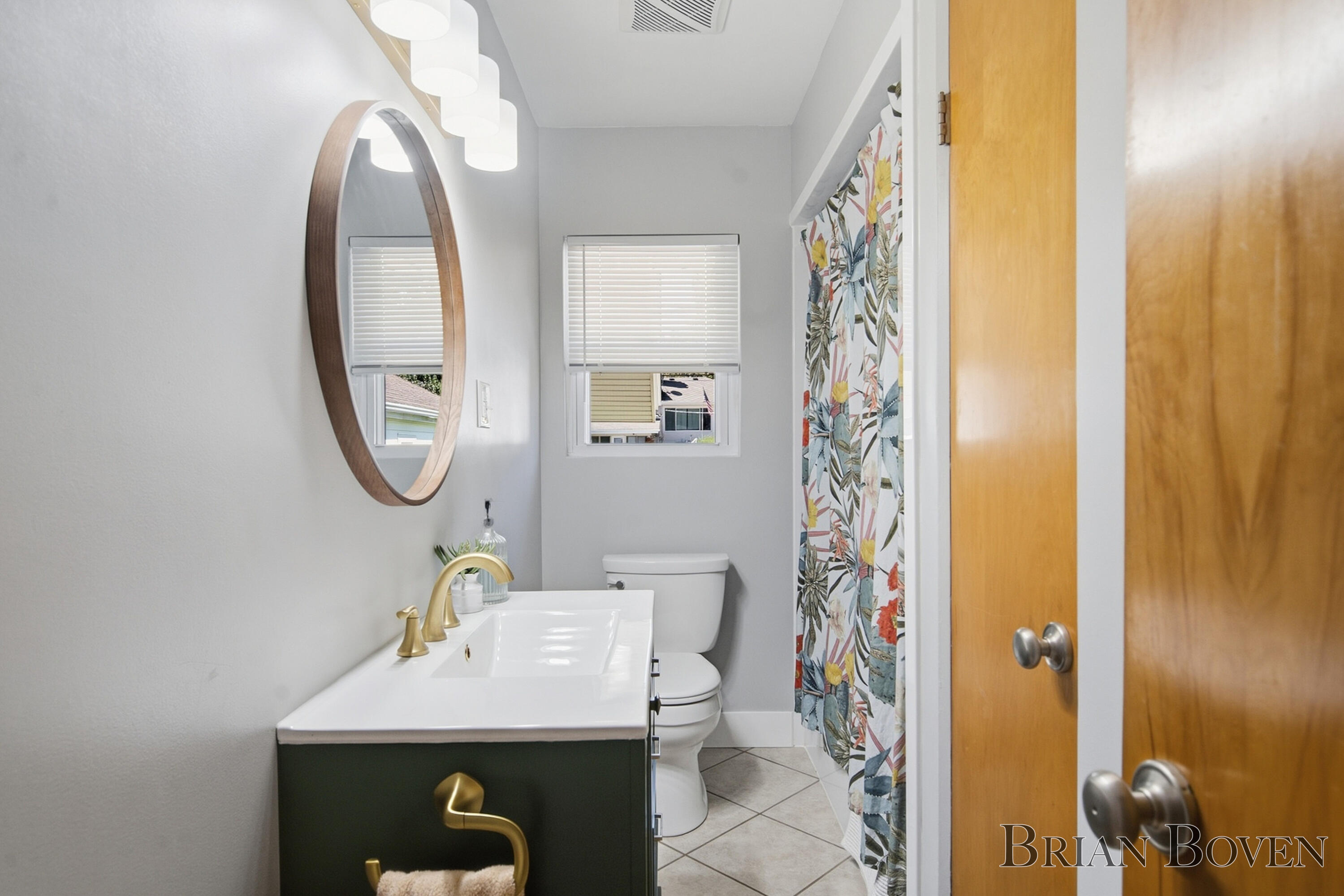 1857 Houseman Avenue NE Grand Rapids MI 49505
