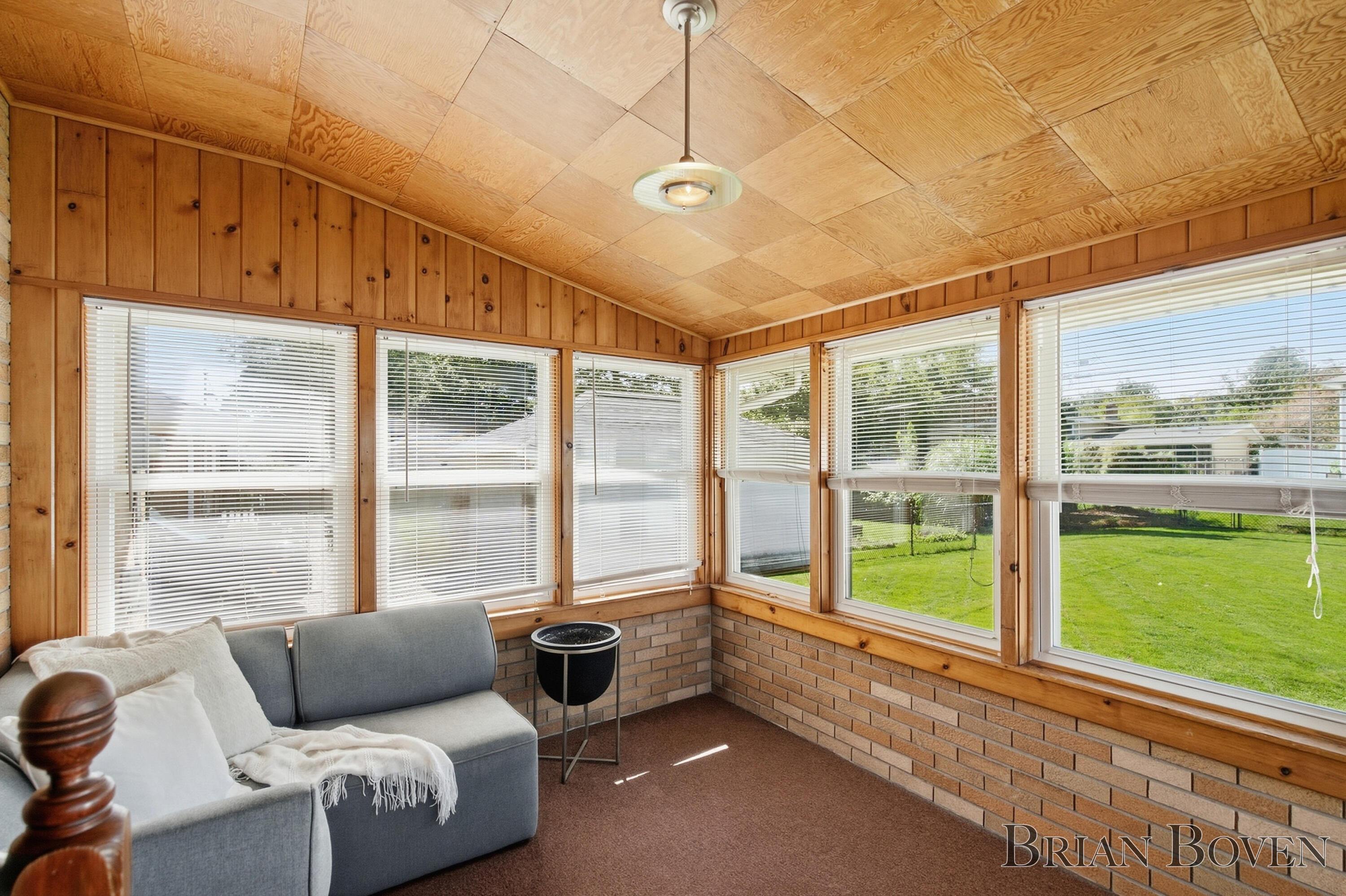 1857 Houseman Avenue NE Grand Rapids MI 49505