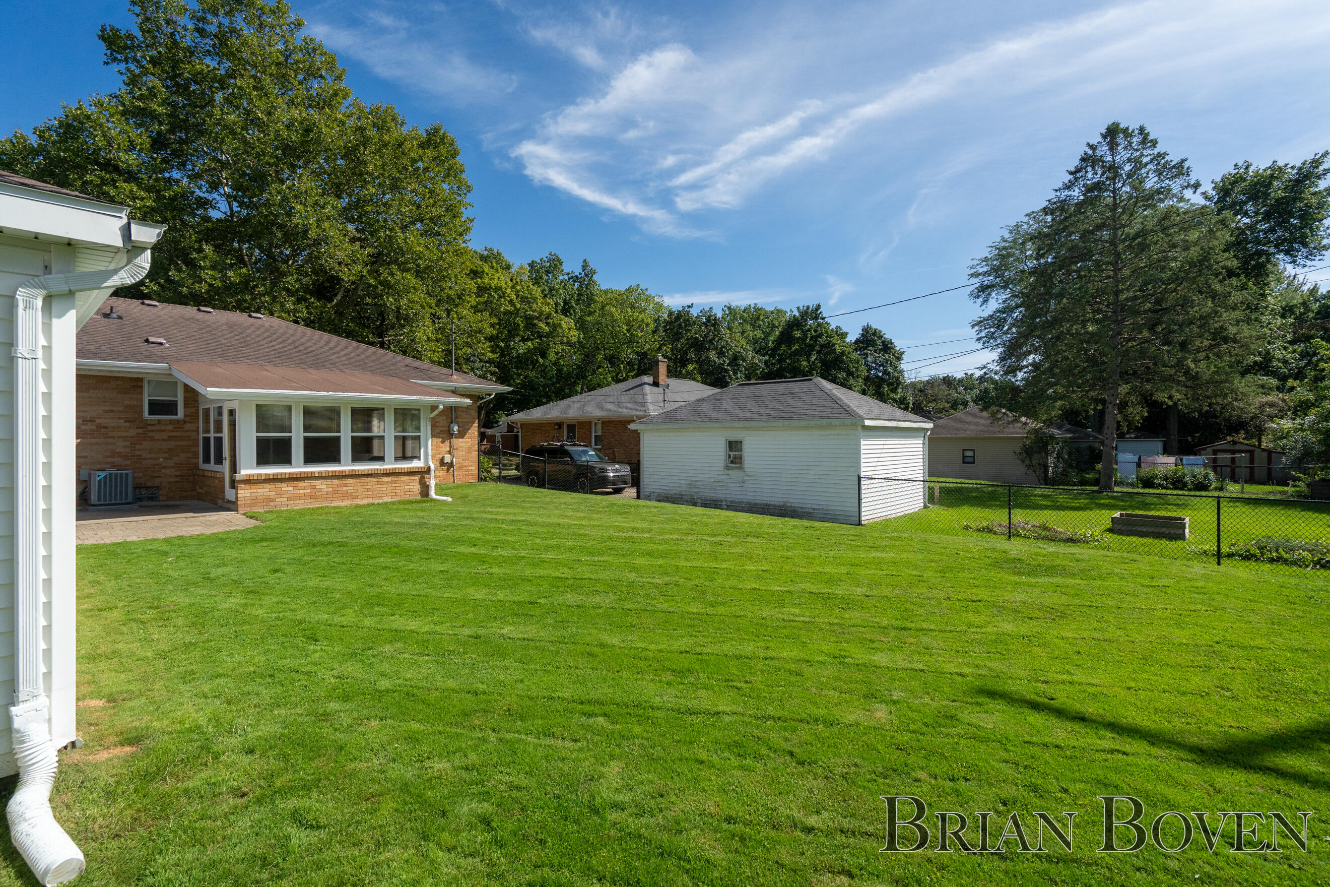 1857 Houseman Avenue NE Grand Rapids MI 49505