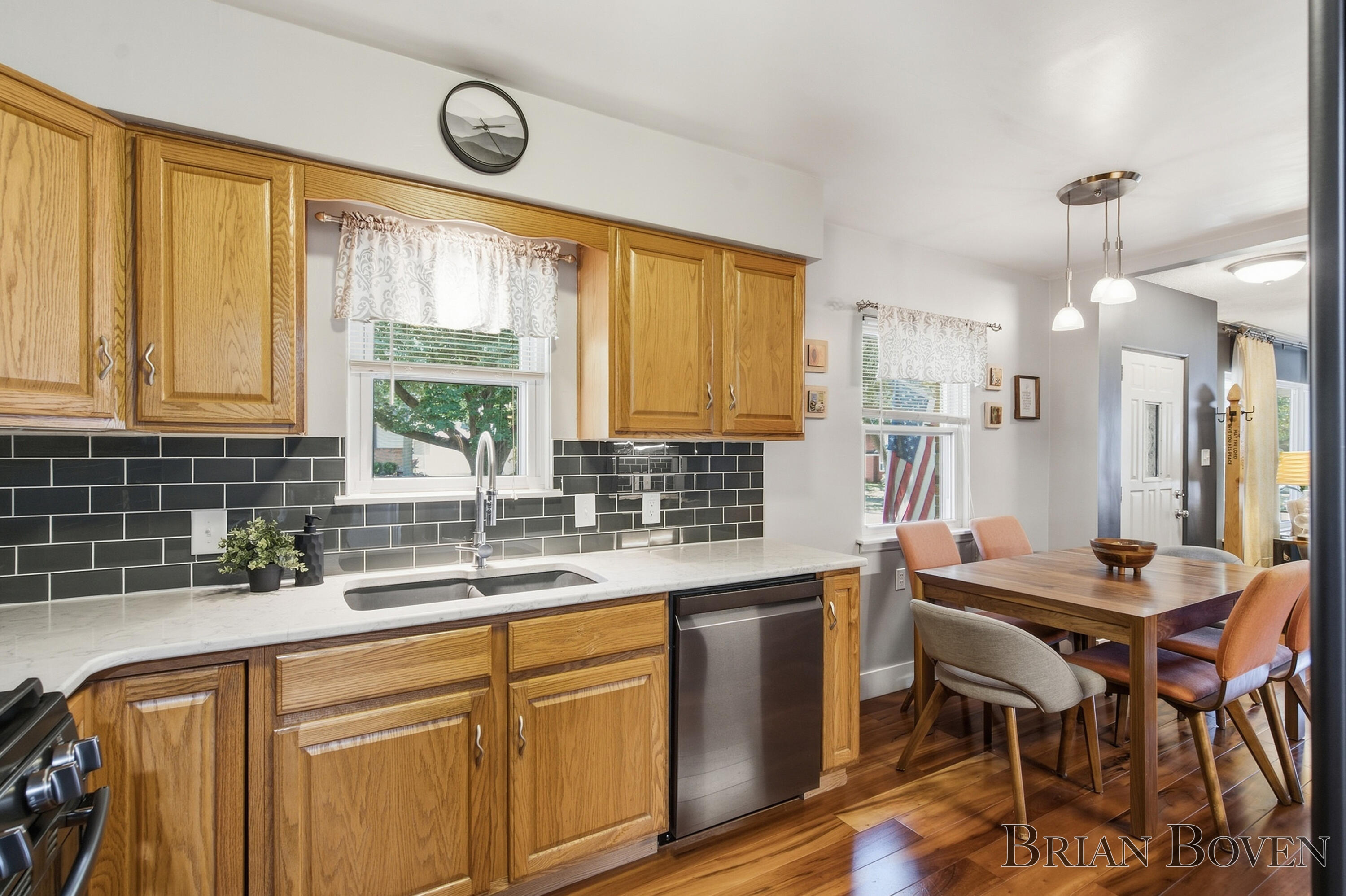1857 Houseman Avenue NE Grand Rapids MI 49505